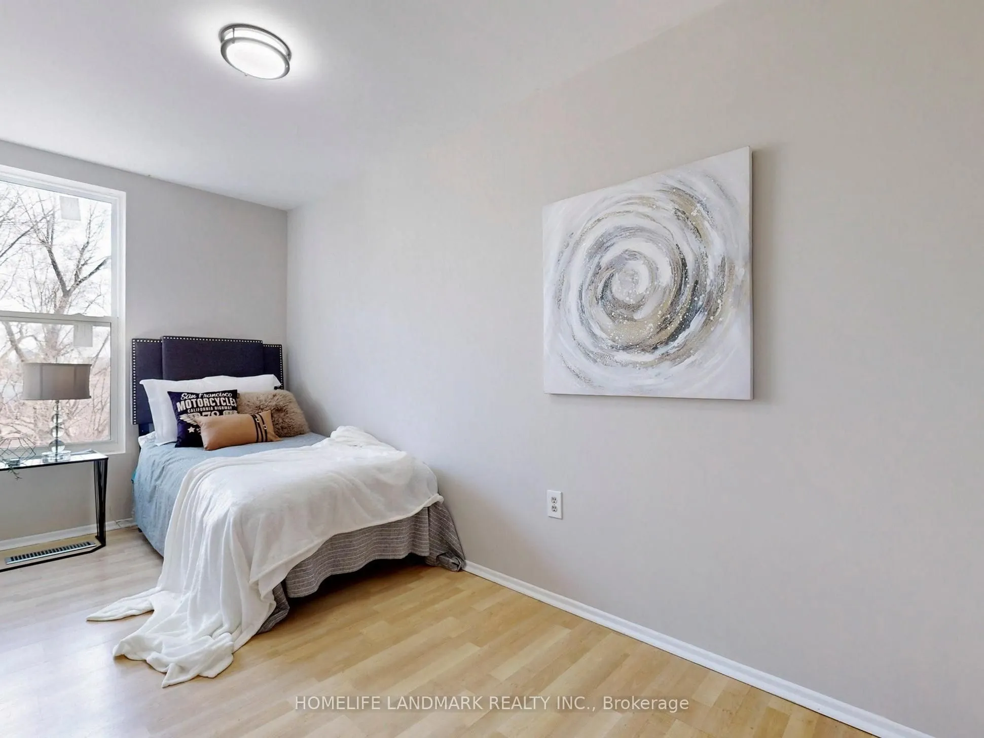 165 Cherokee Boulevard, #290