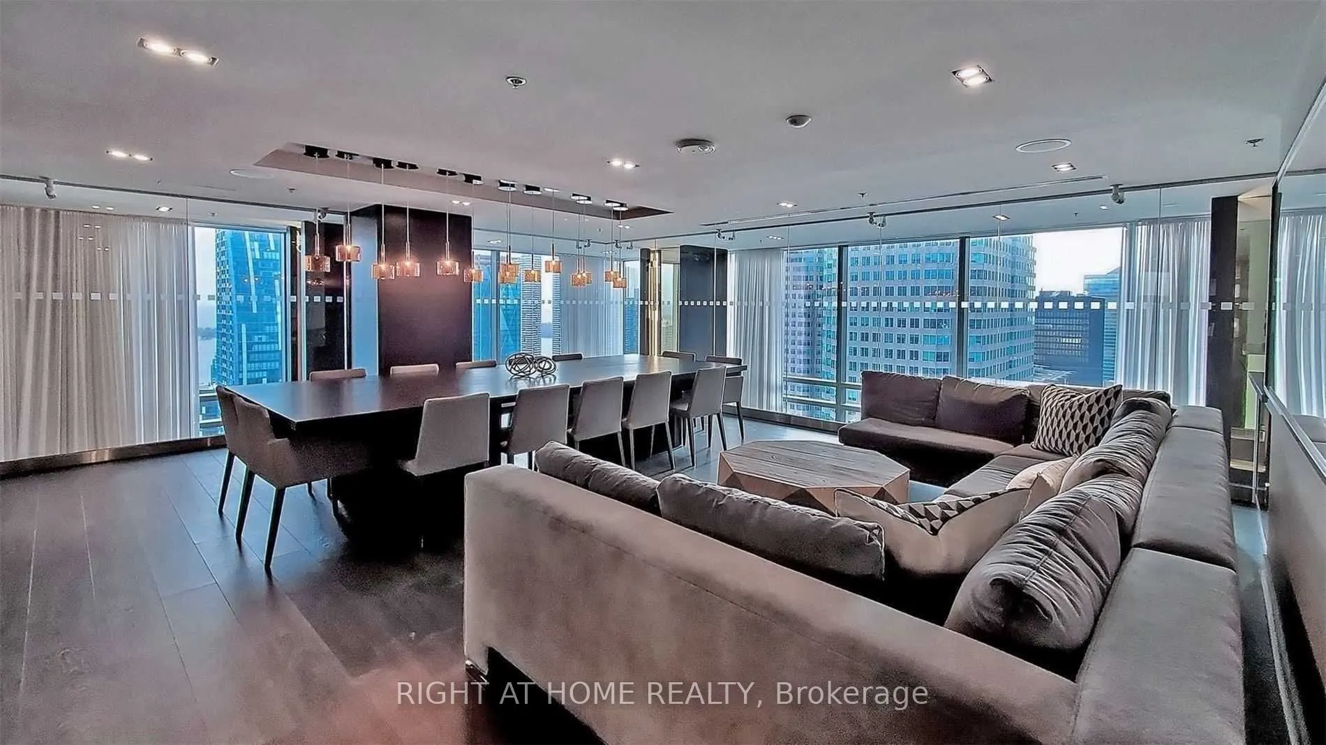 88 Scott Street, #4707