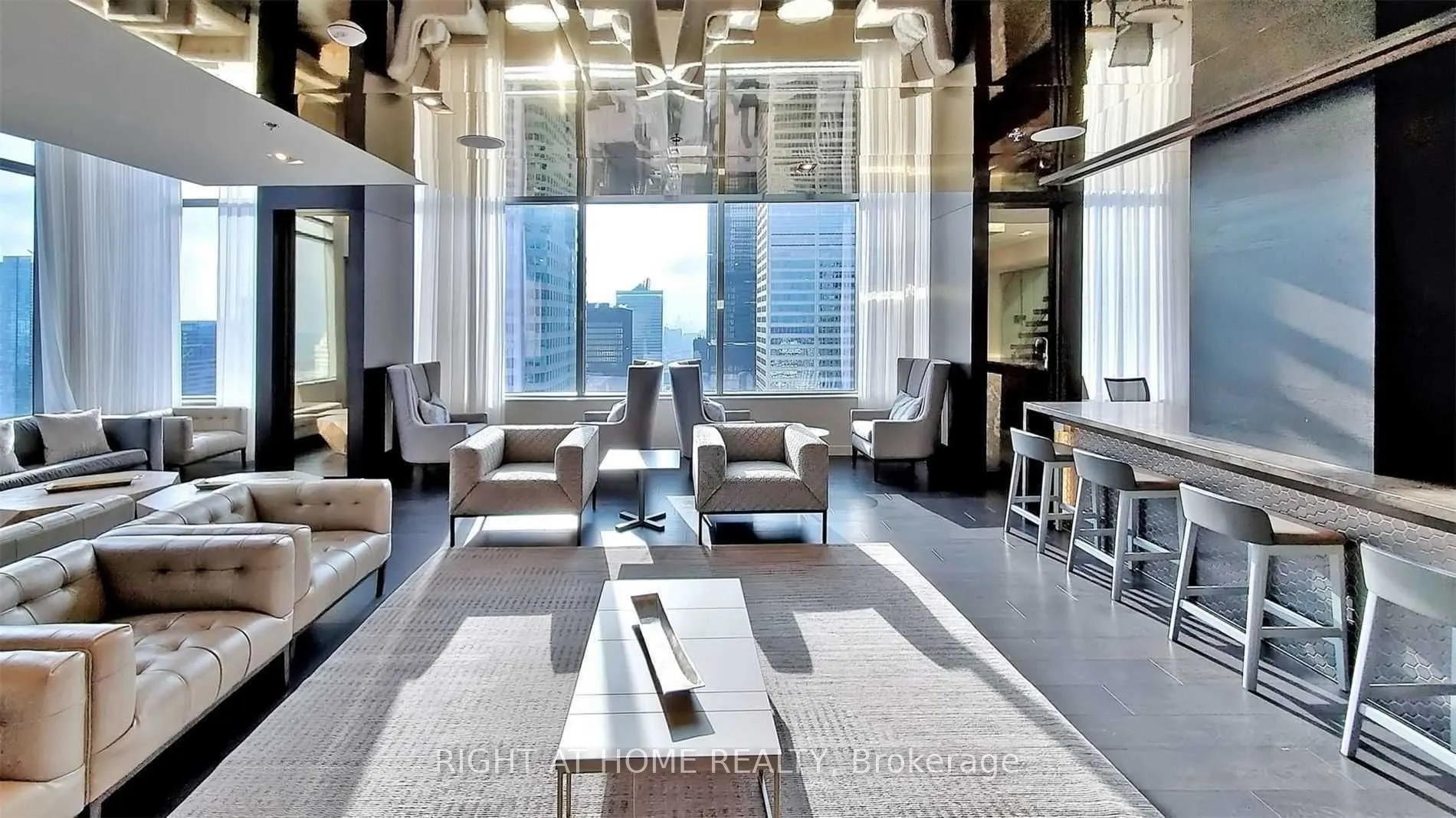 88 Scott Street, #4707