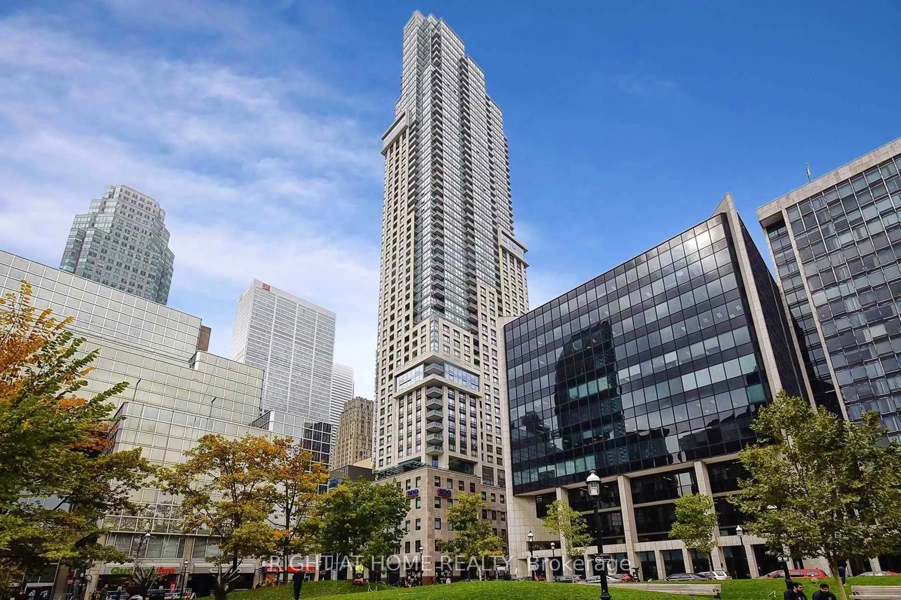 88 Scott Street, #4707