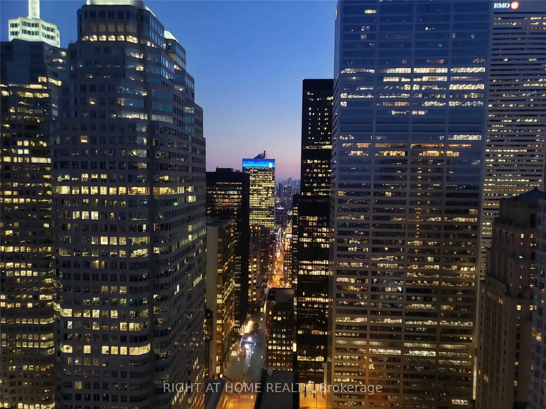 88 Scott Street, #4707