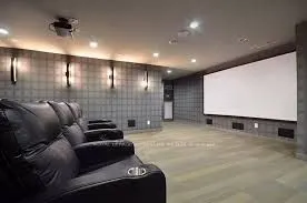 295 Adelaide Street W, #812