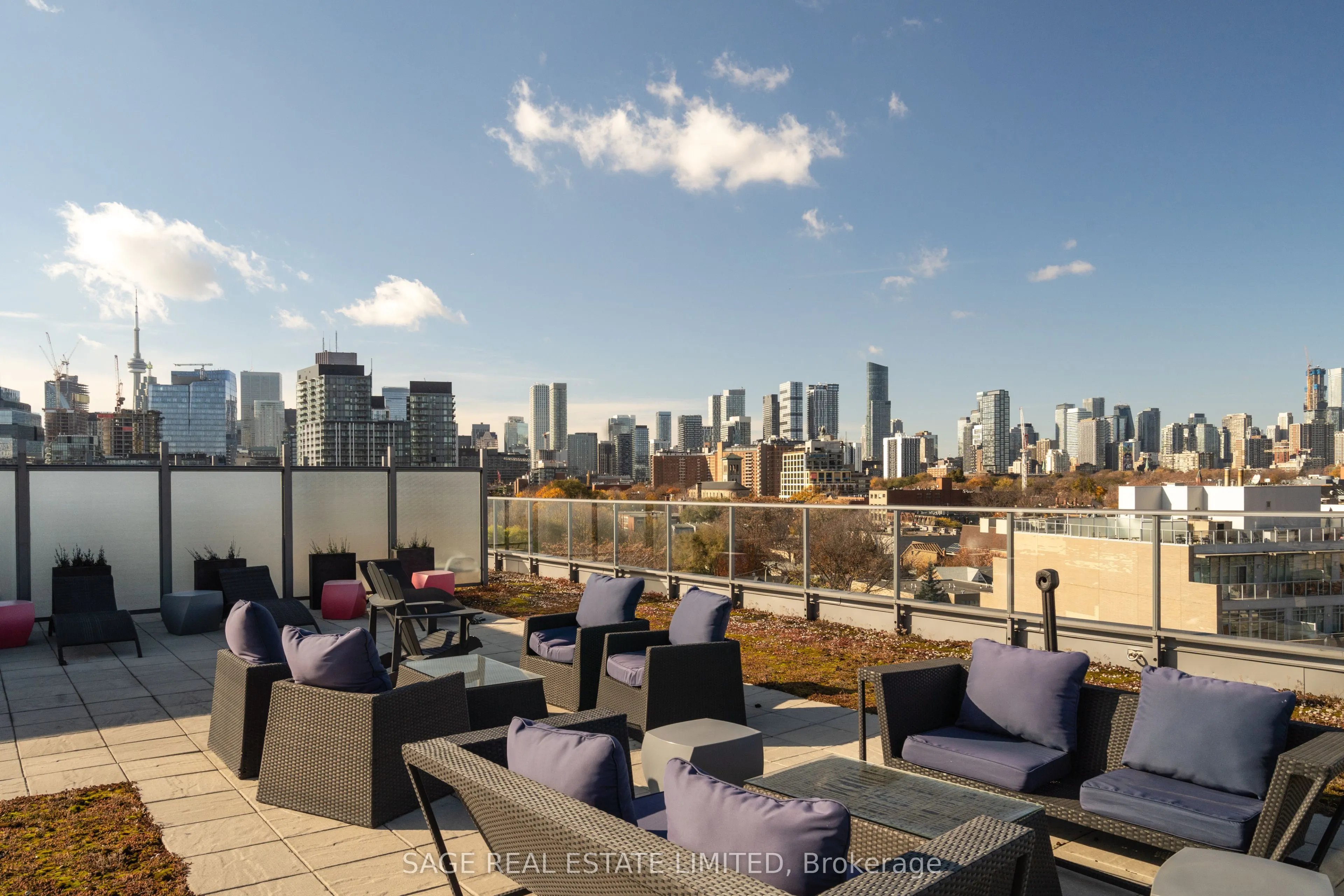 549 King Street E, #502