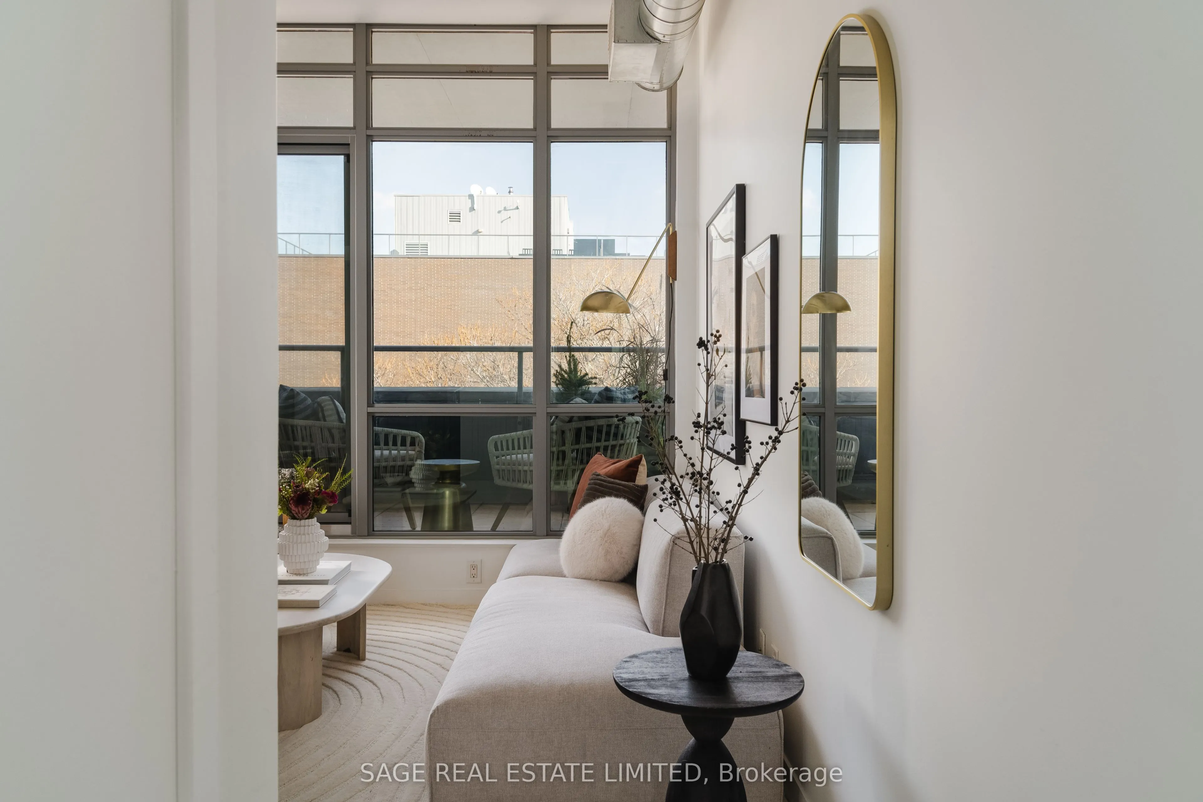 549 King Street E, #502