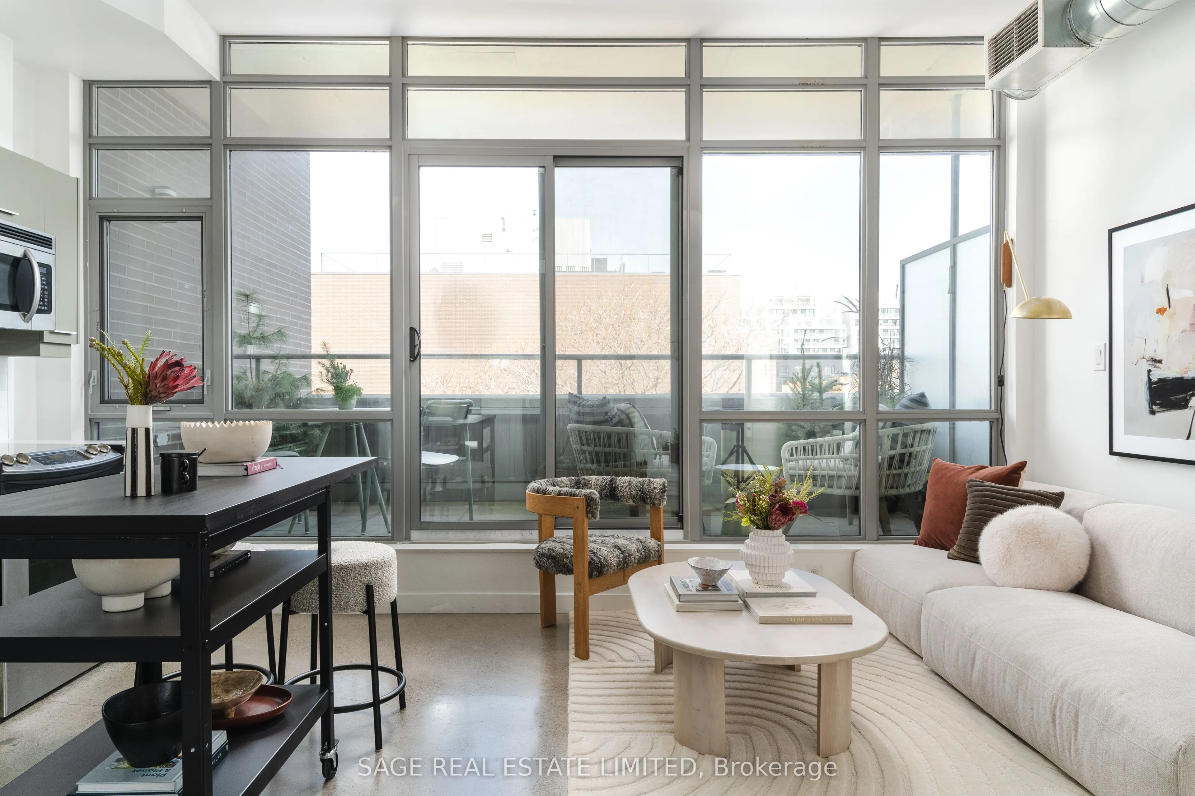 549 King Street E, #502