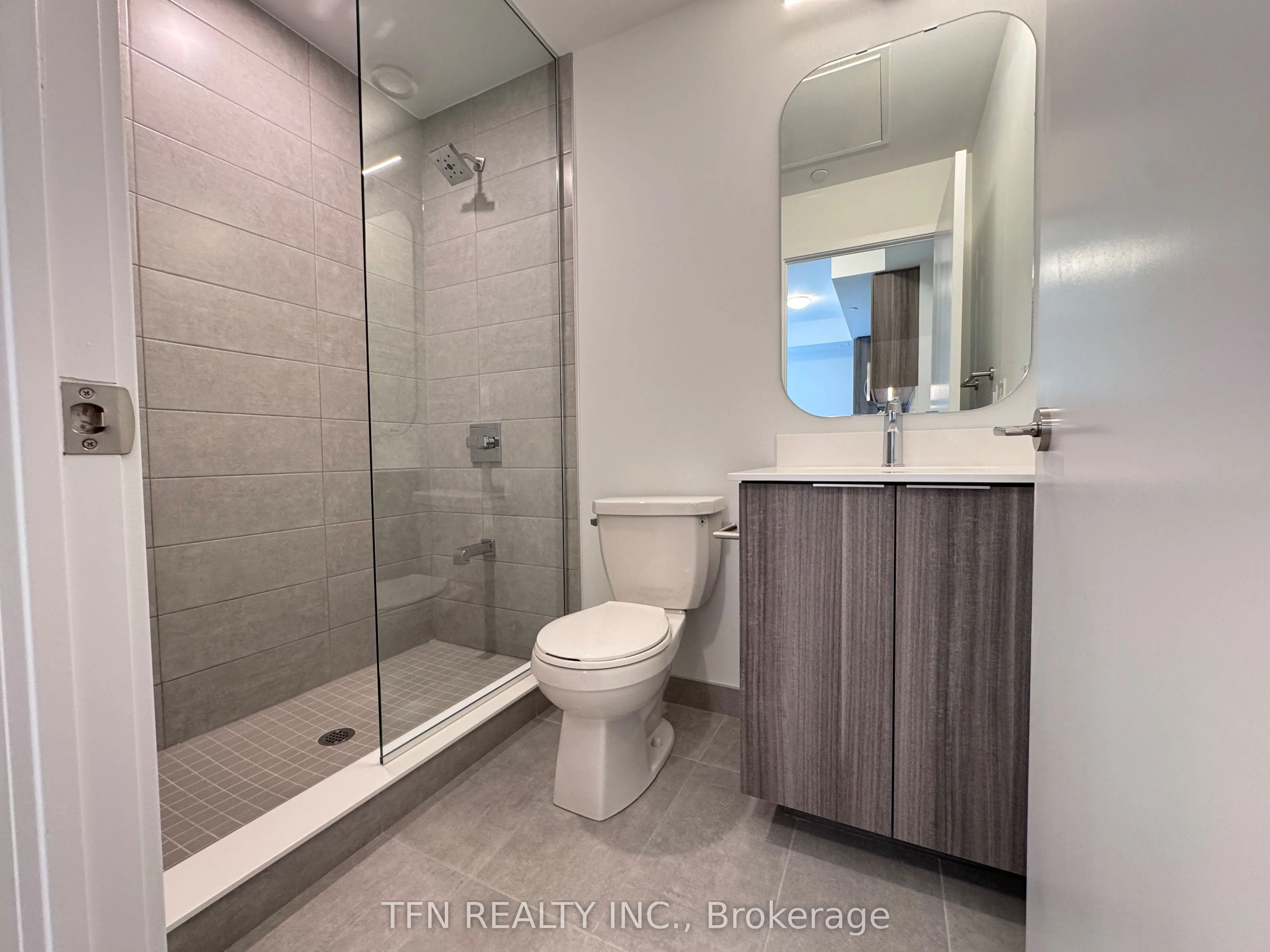 15 Richardson Street, #1021