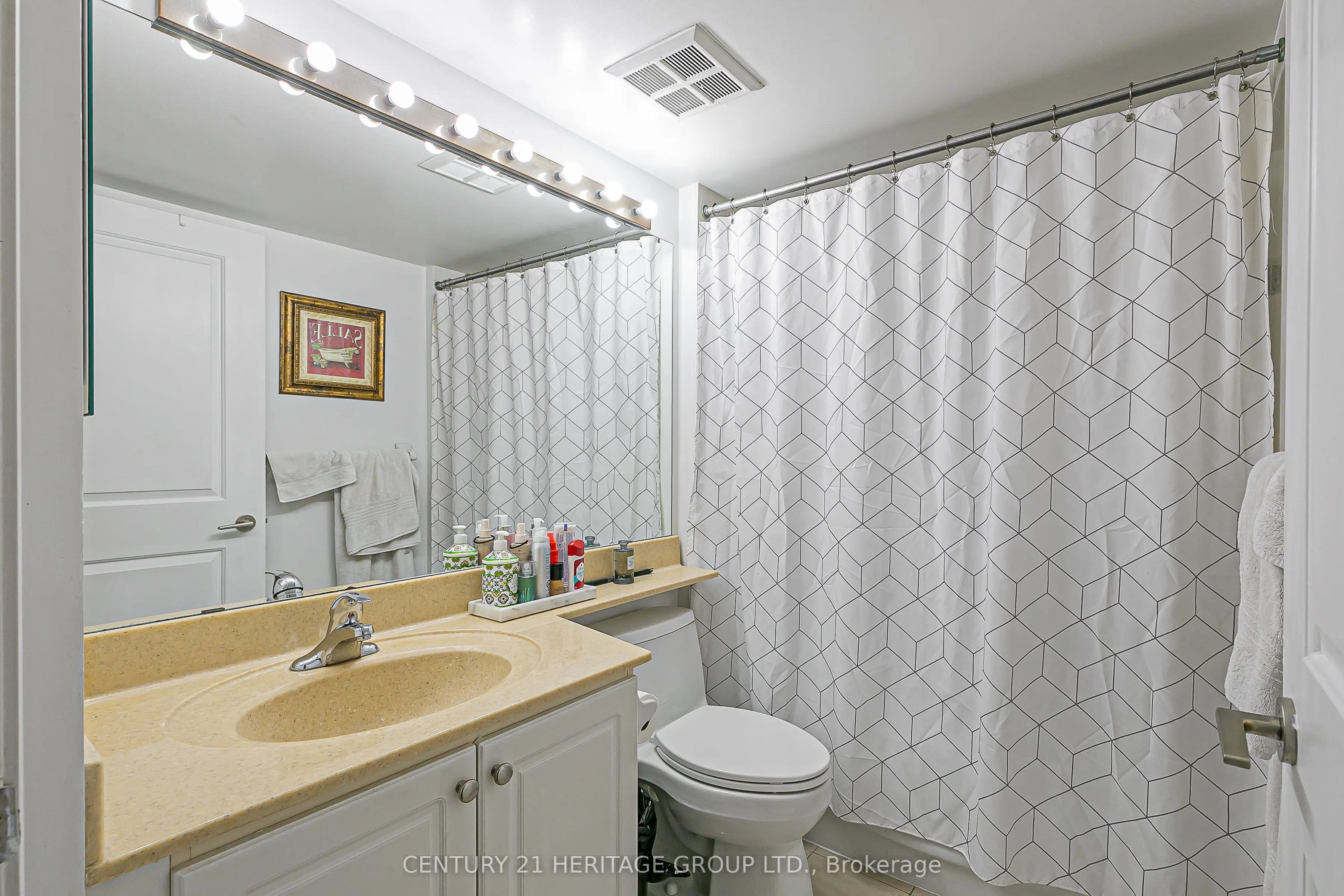 4978 Yonge Street, #501