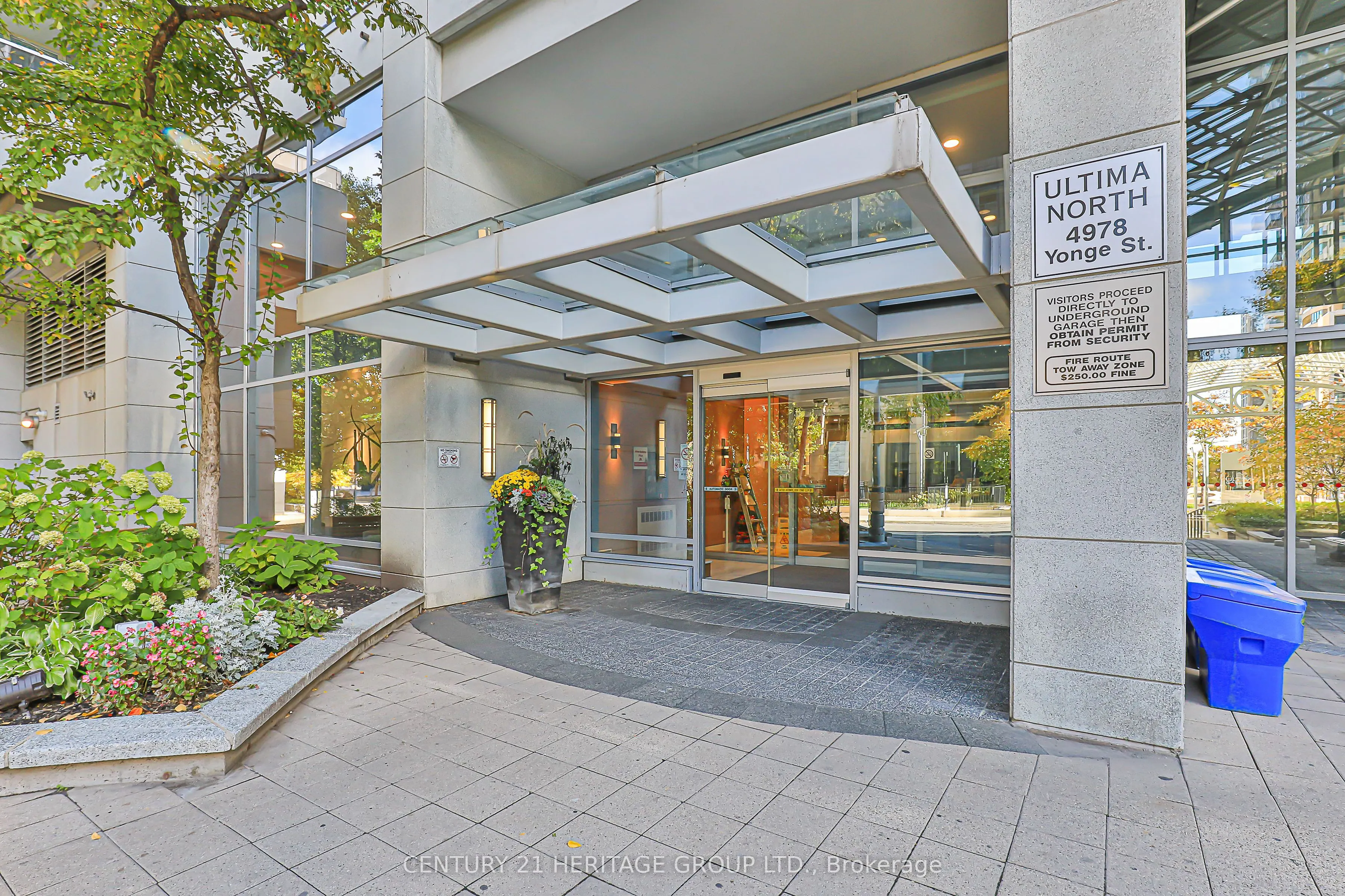 4978 Yonge Street, #501
