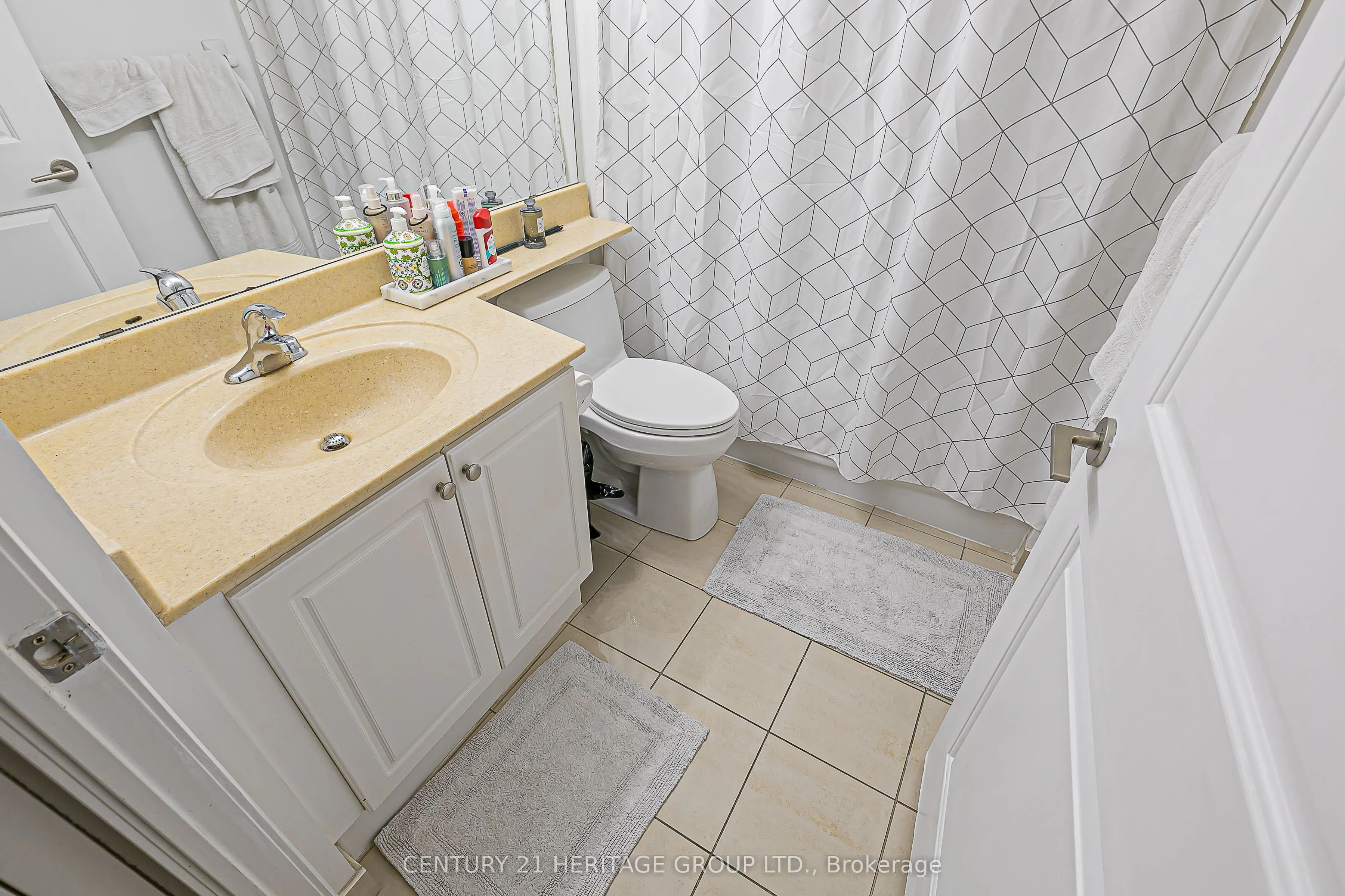 4978 Yonge Street, #501