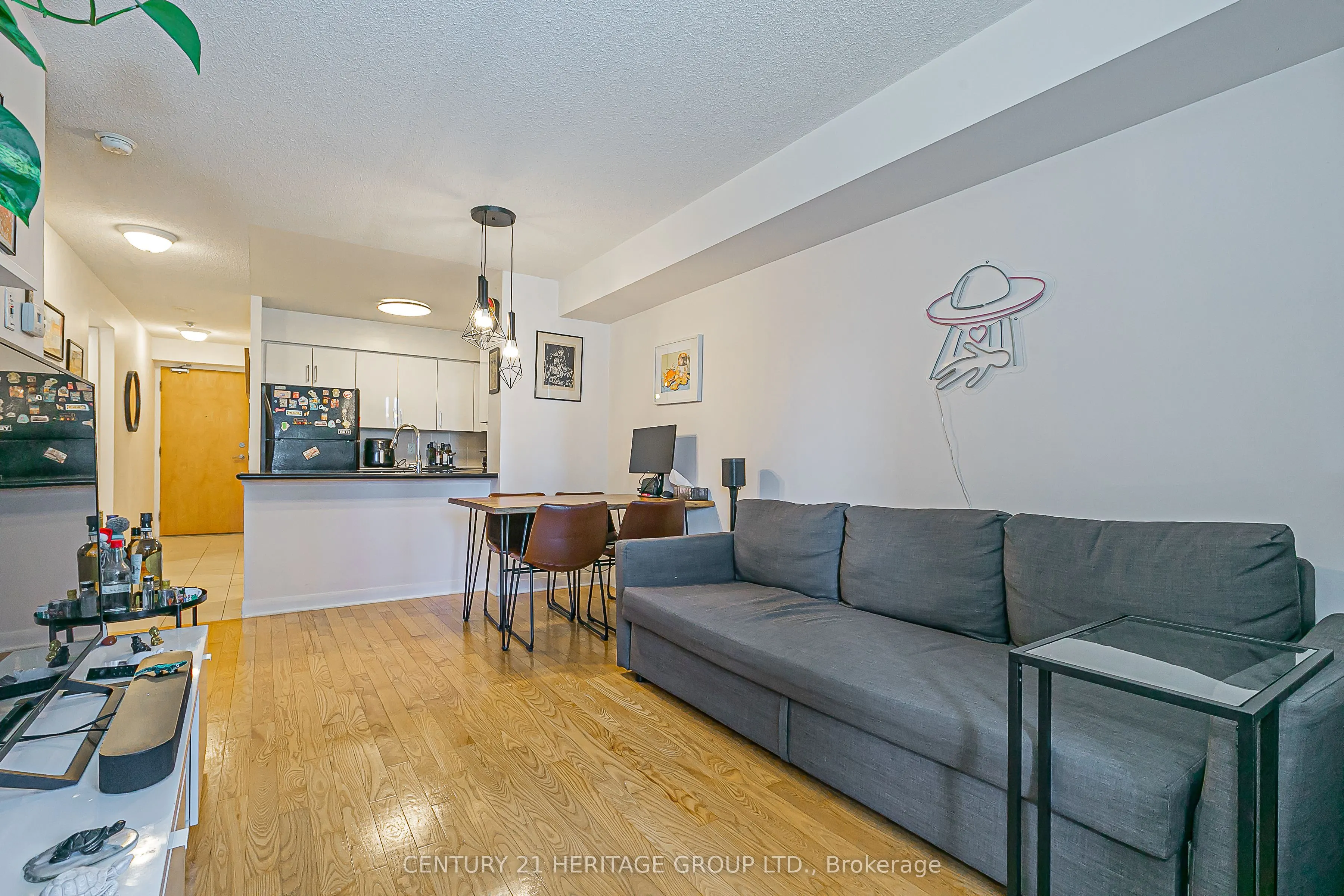 4978 Yonge Street, #501