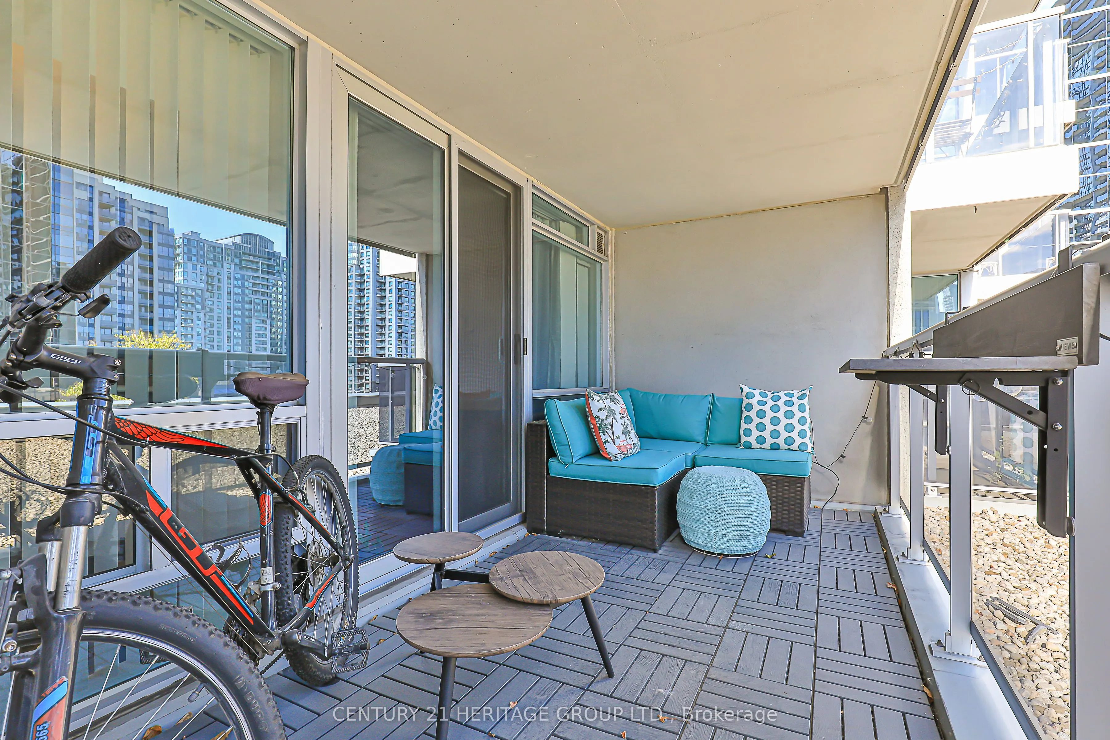 4978 Yonge Street, #501