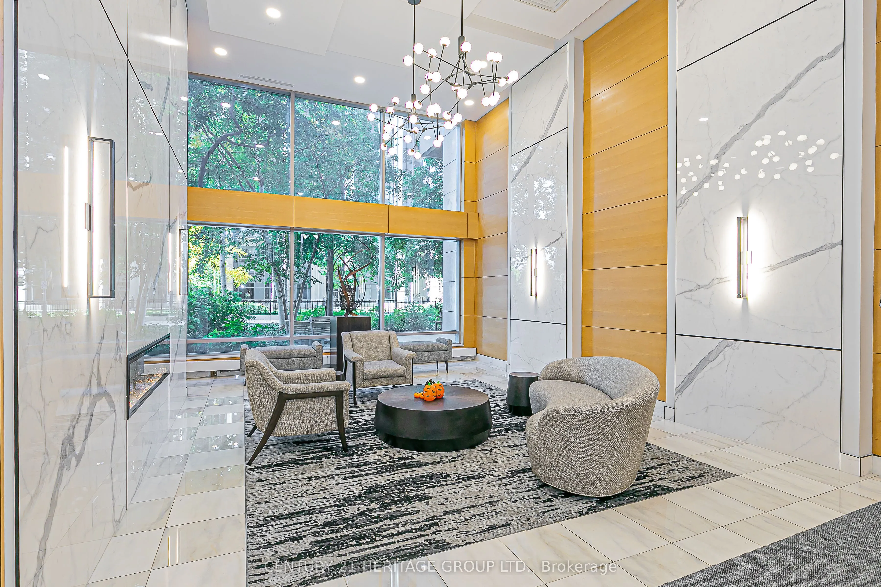 4978 Yonge Street, #501