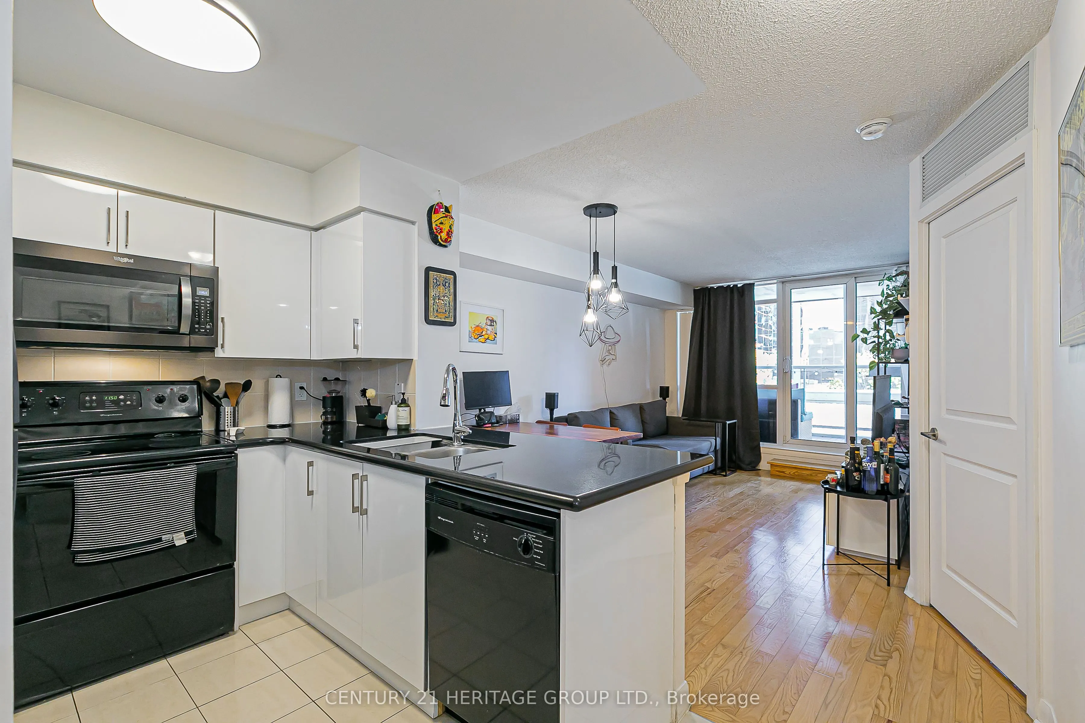 4978 Yonge Street, #501