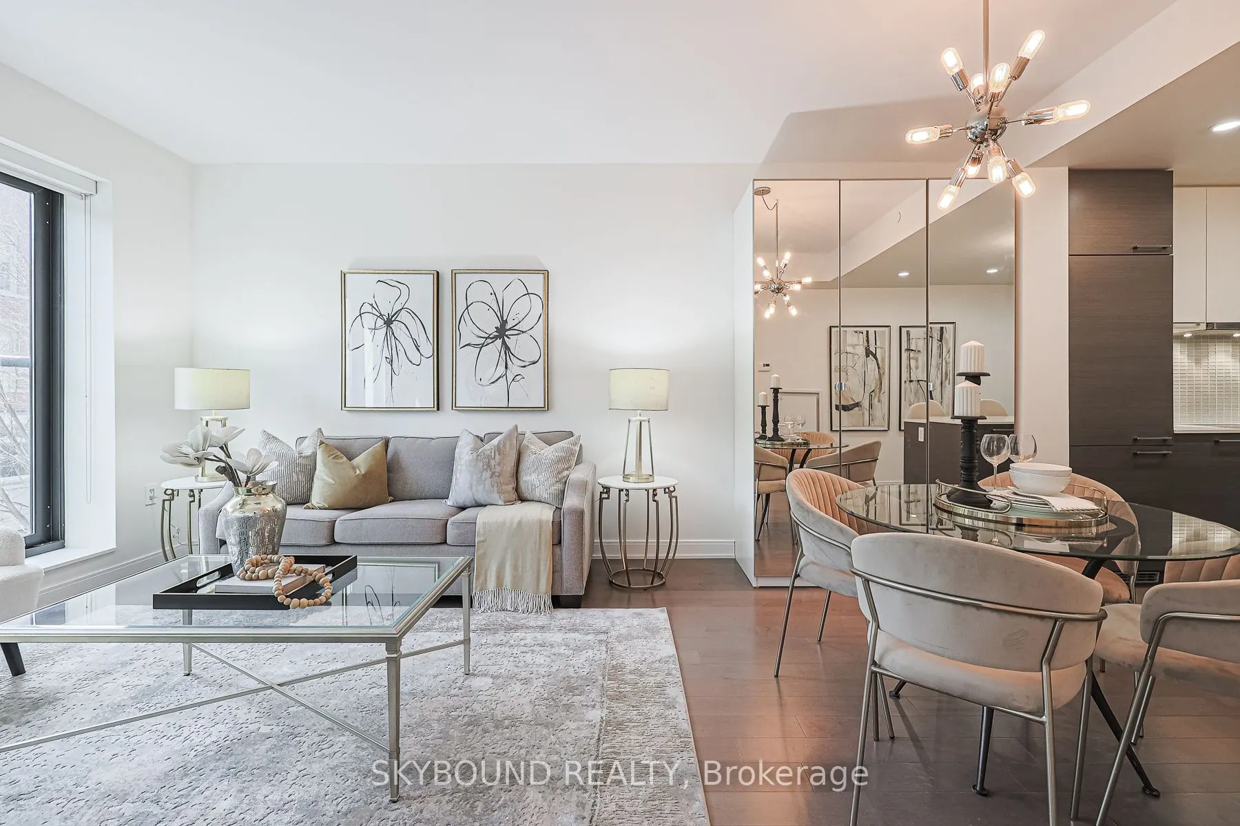 55 Front Street E, #323