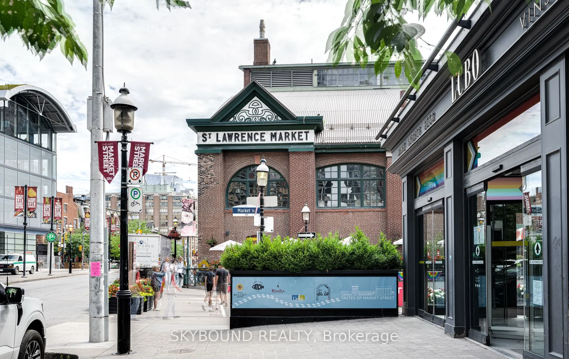 55 Front Street E, #323