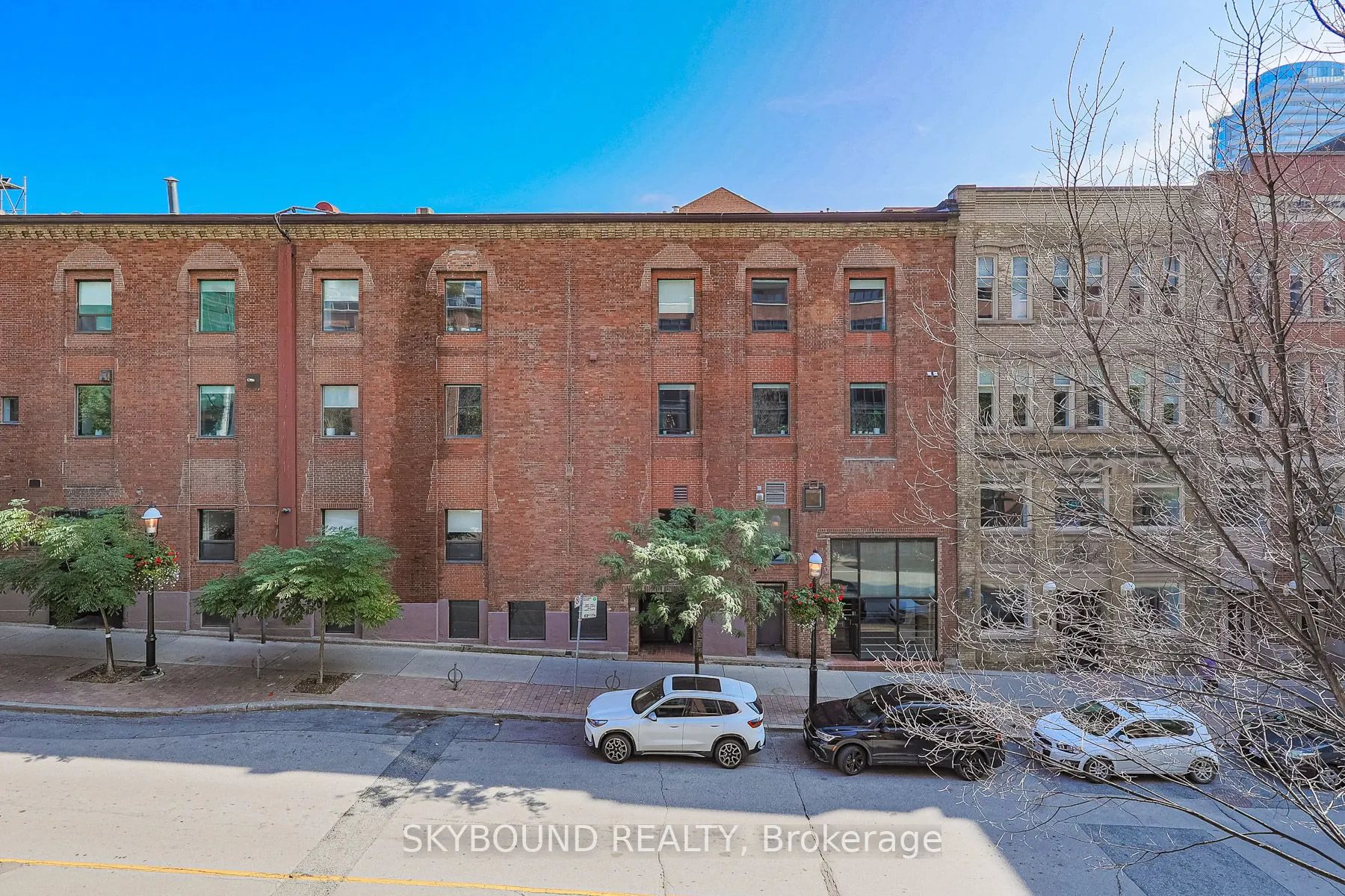 55 Front Street E, #323
