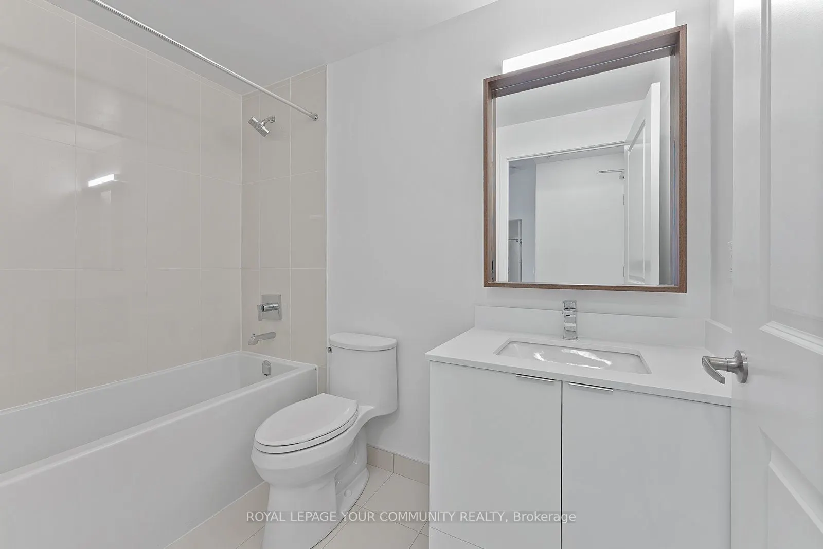 543 Richmond Street W, #515