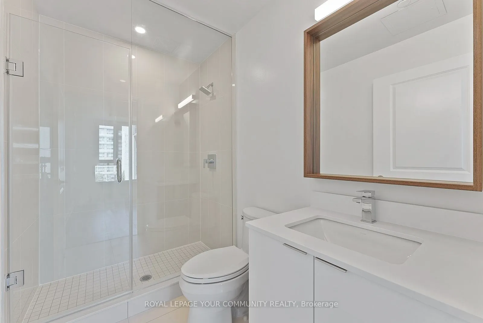 543 Richmond Street W, #515