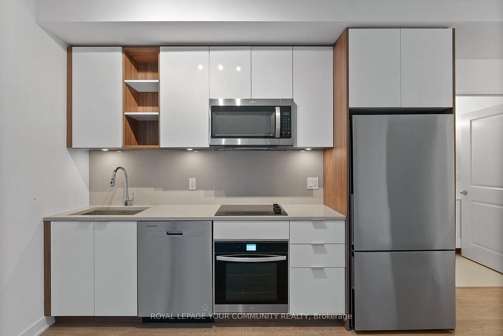 543 Richmond Street W, #515