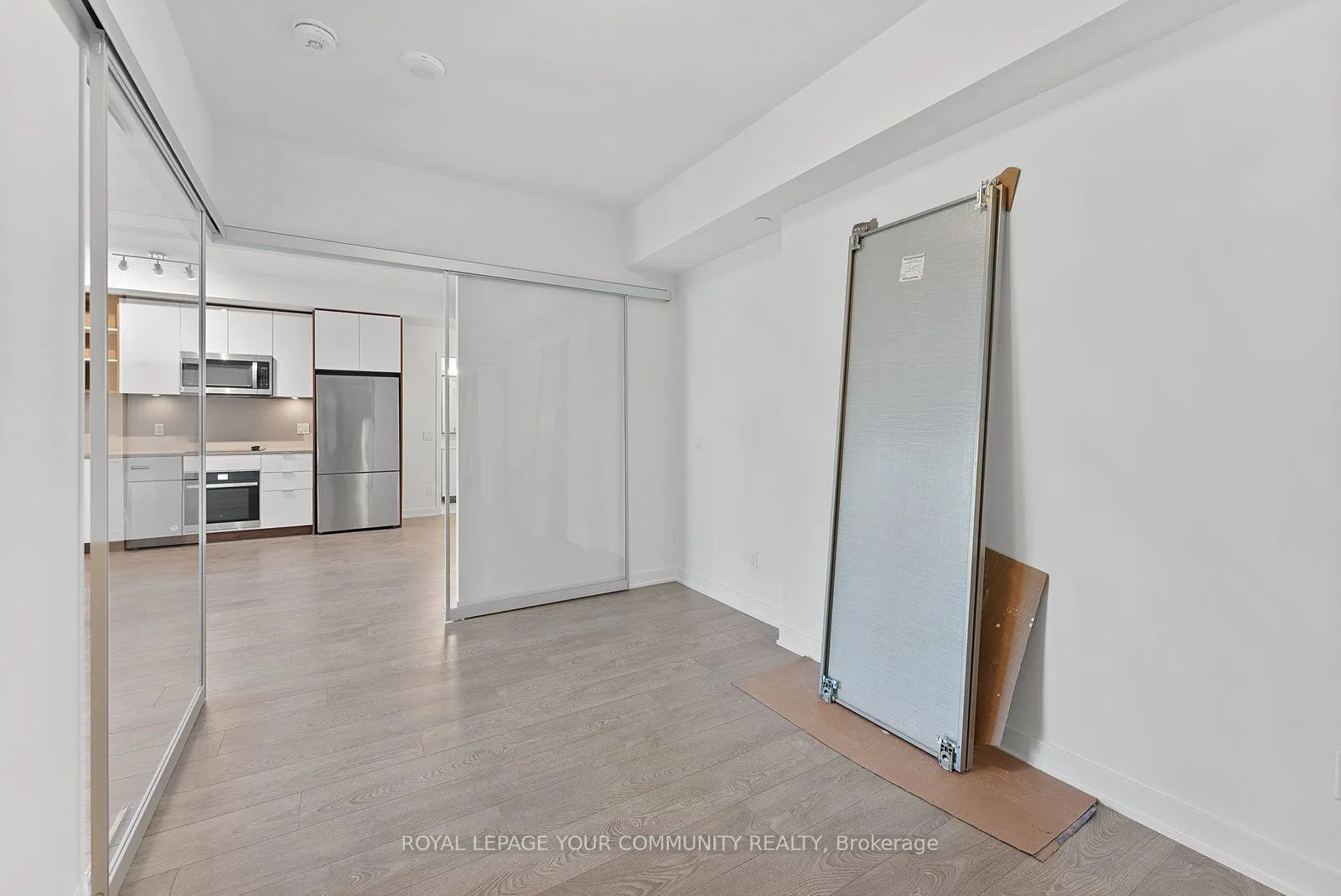 543 Richmond Street W, #515