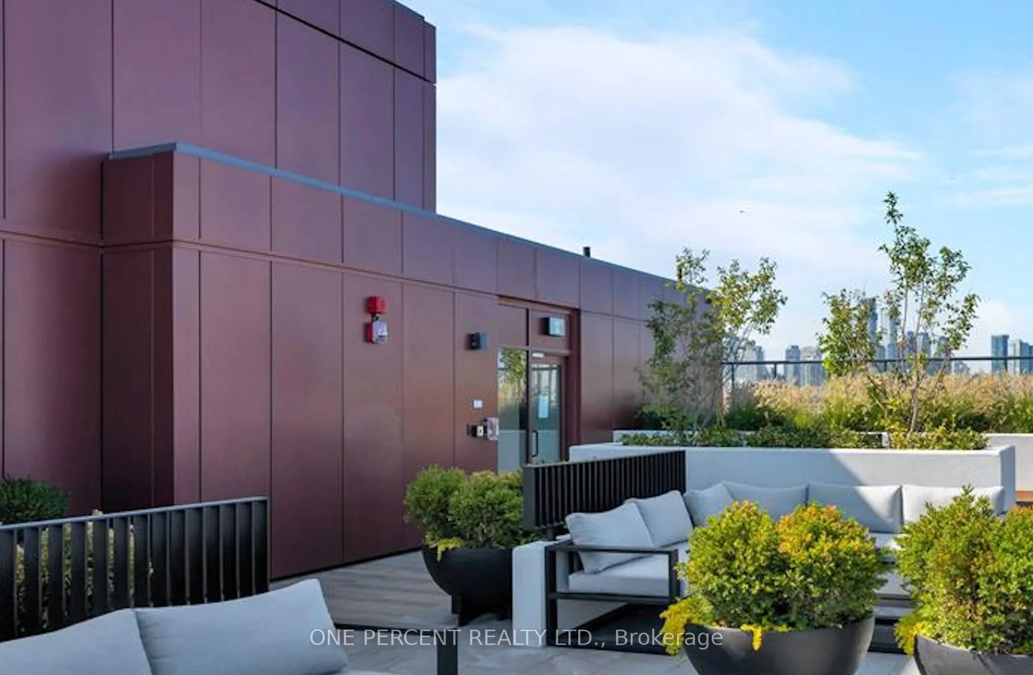 28 Eastern Avenue, #414