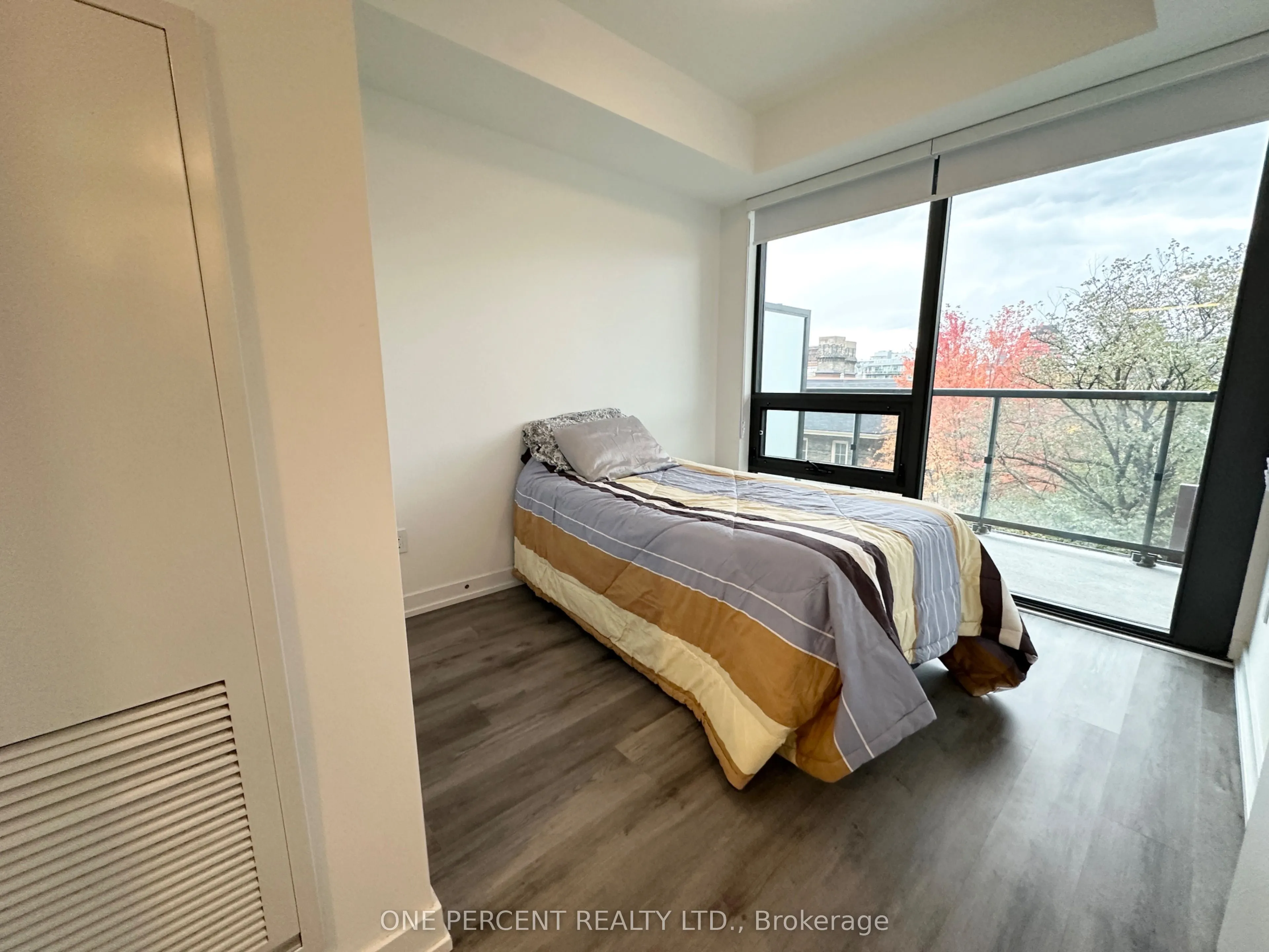 28 Eastern Avenue, #414