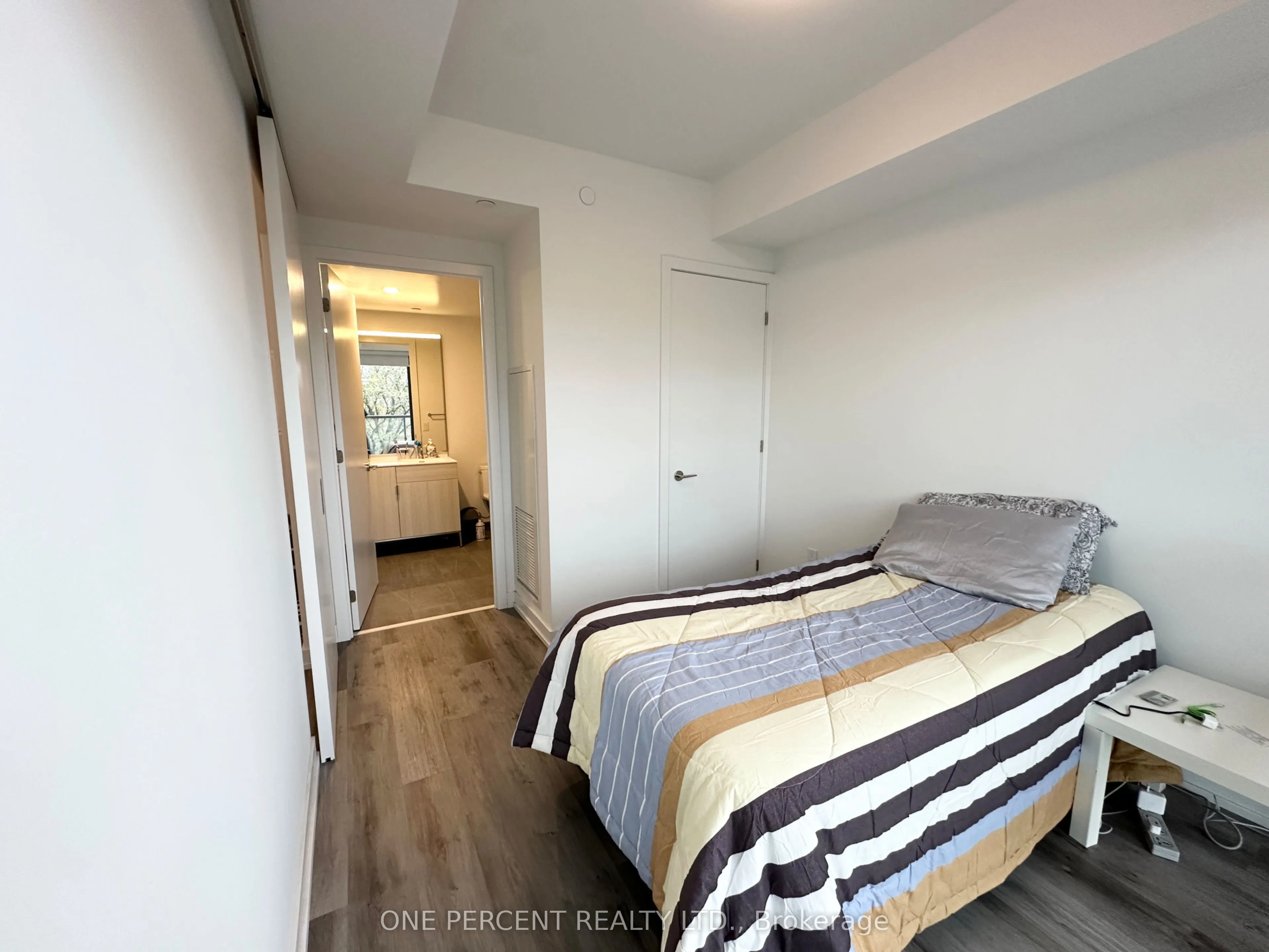 28 Eastern Avenue, #414