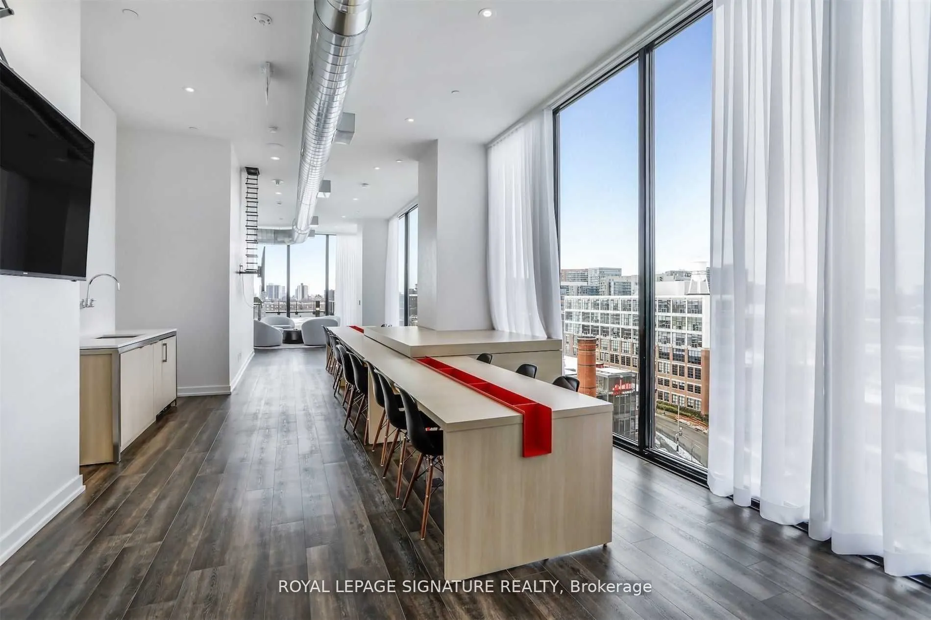 135 East Liberty Street, #1005