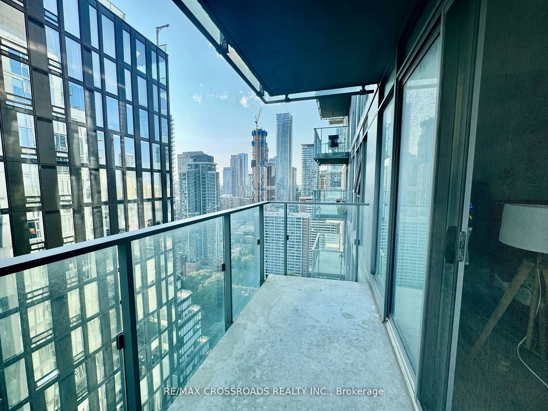 50 WELLESLEY Street E, #3711