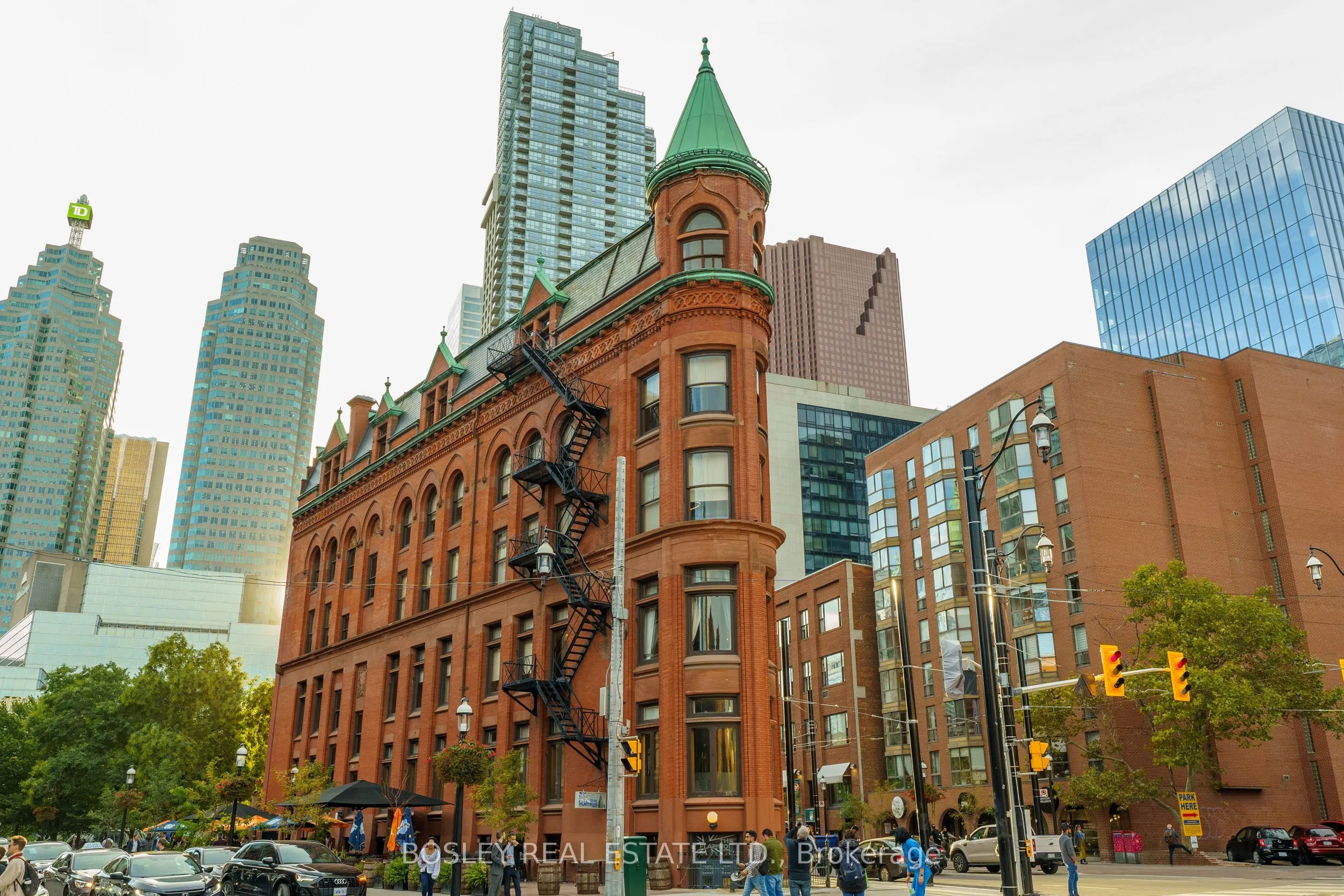 55 Front Street E, #PH1203