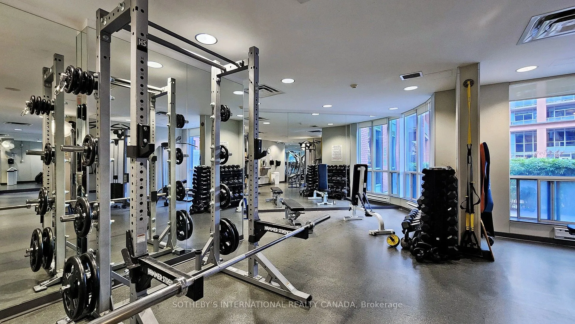 1005 King Street W, #810