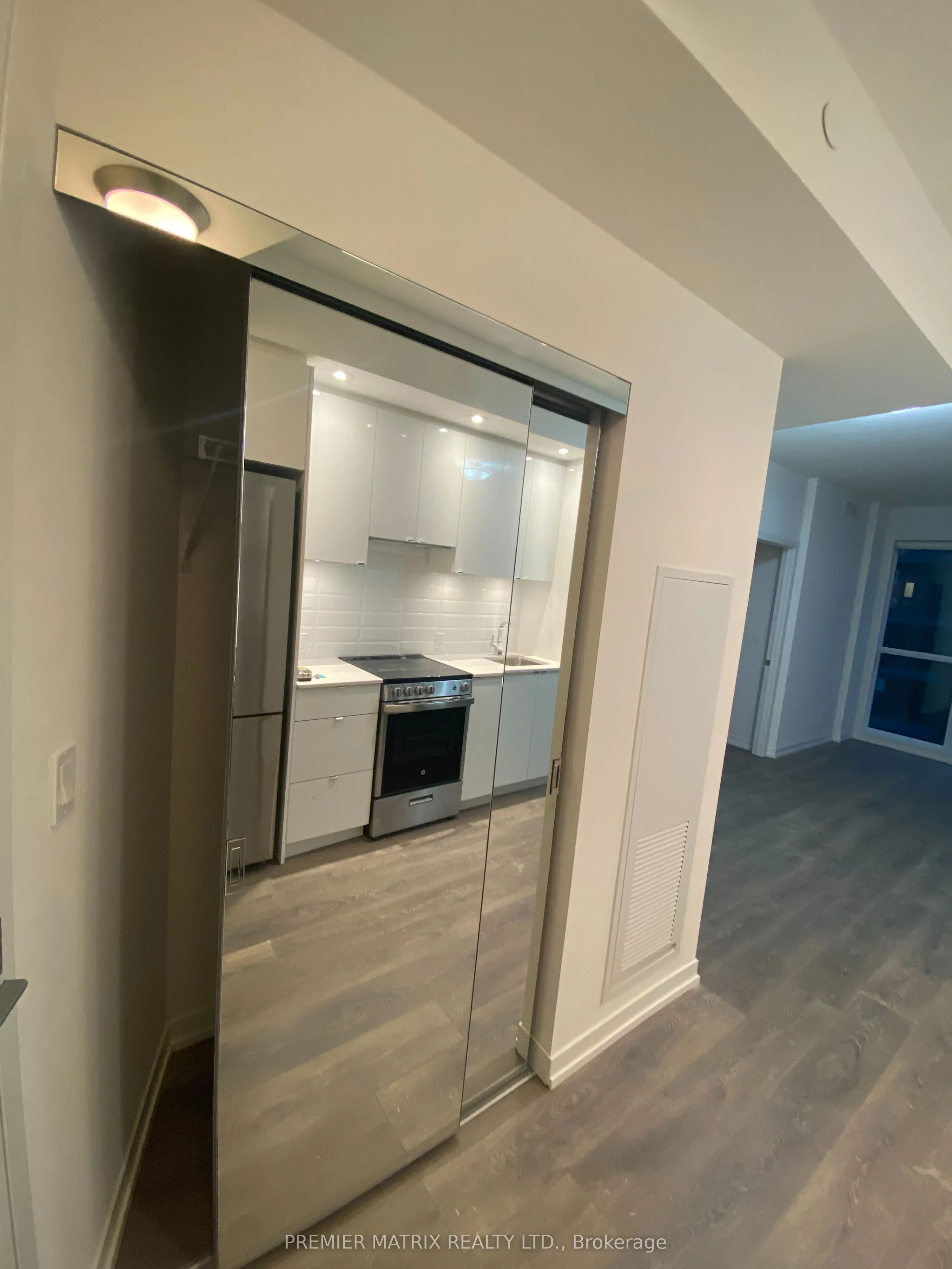 49 East Liberty Street, #1911