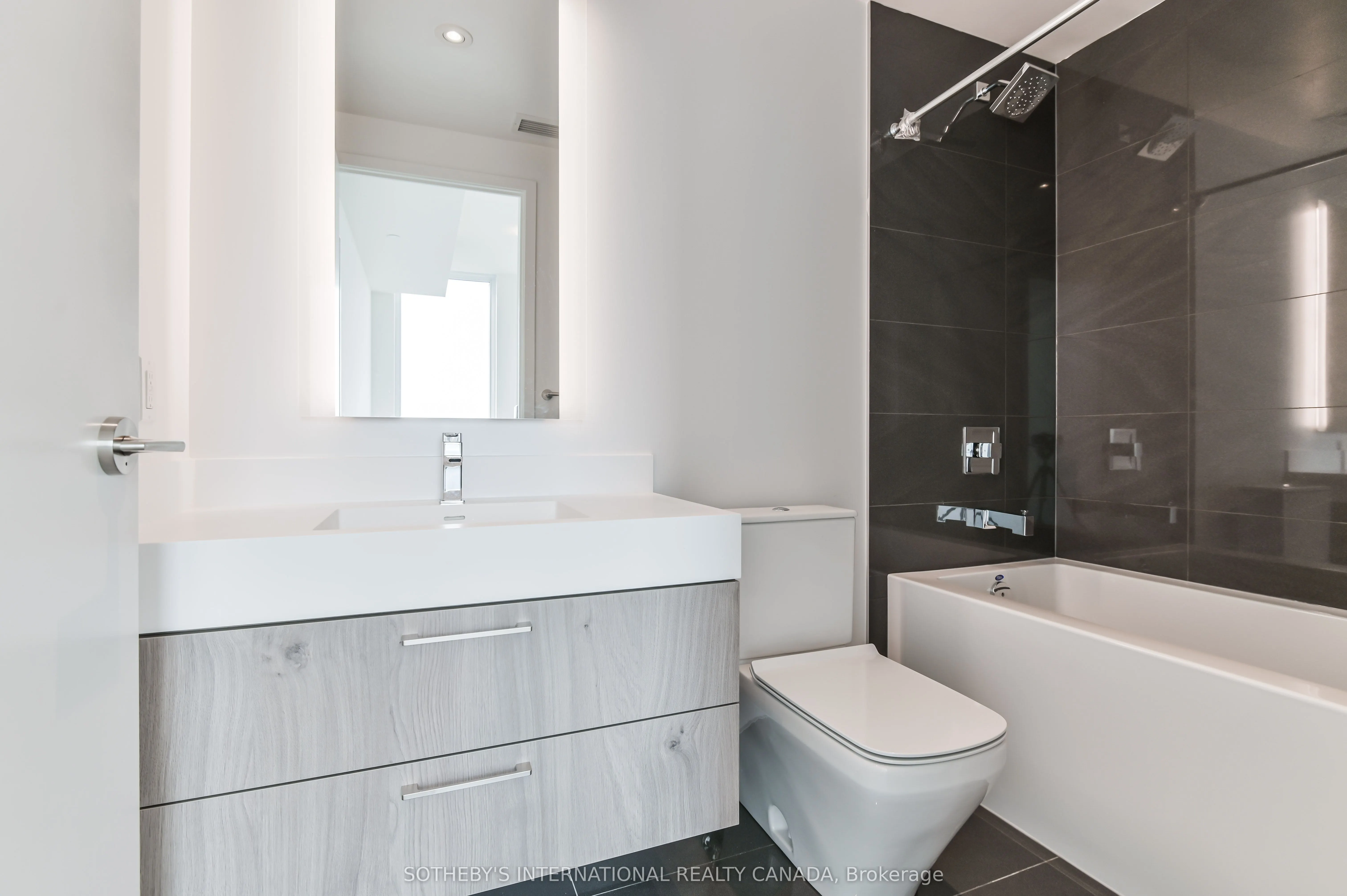 1 Yorkville Avenue, #4808