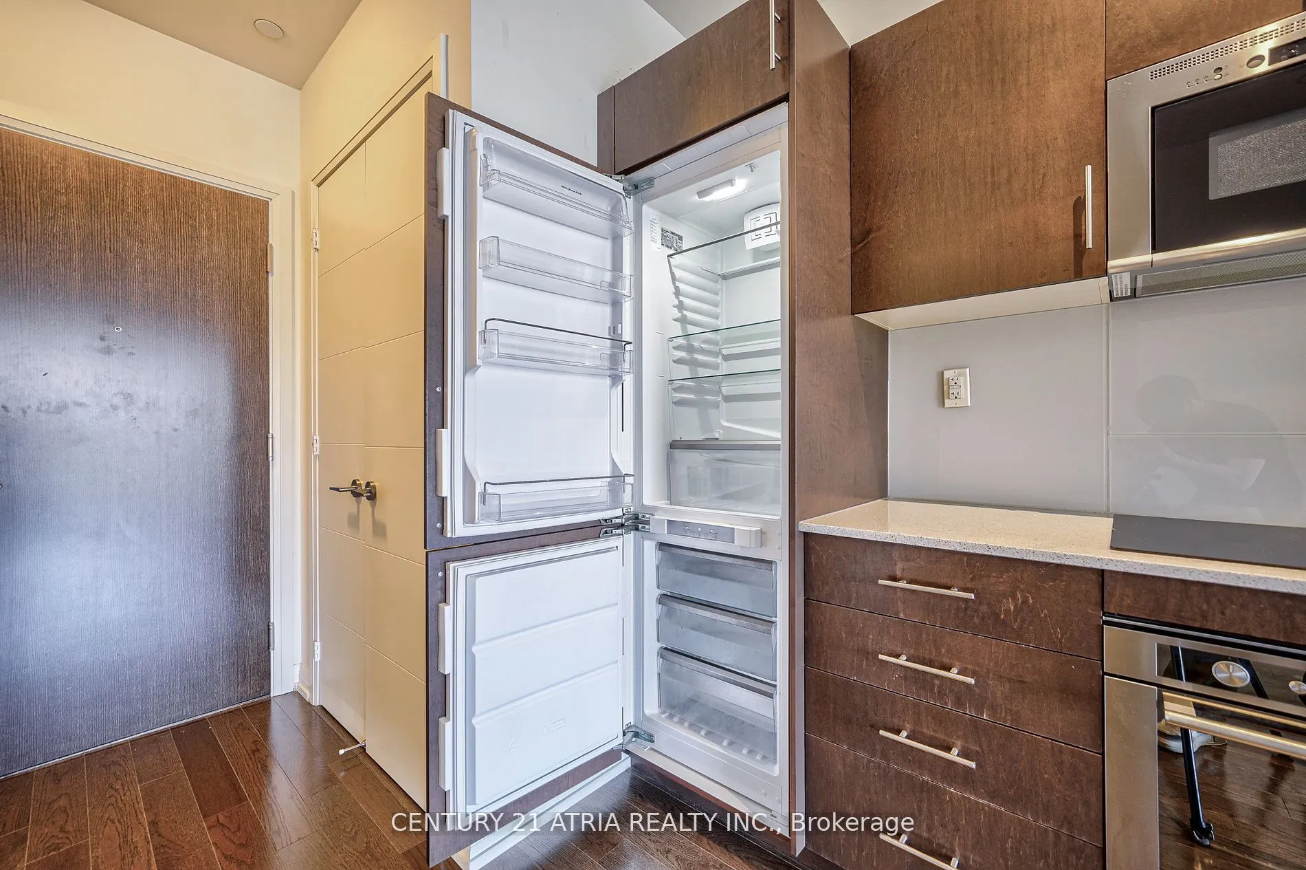 460 Adelaide Street E, #809