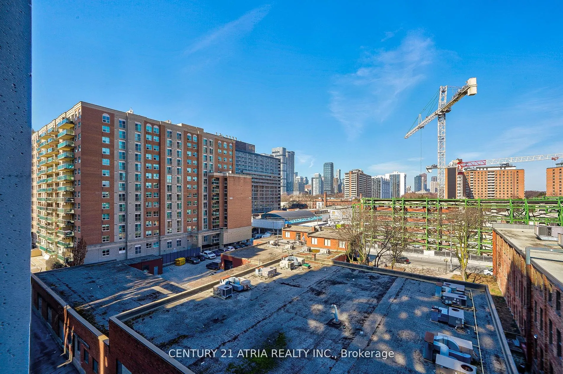 460 Adelaide Street E, #809