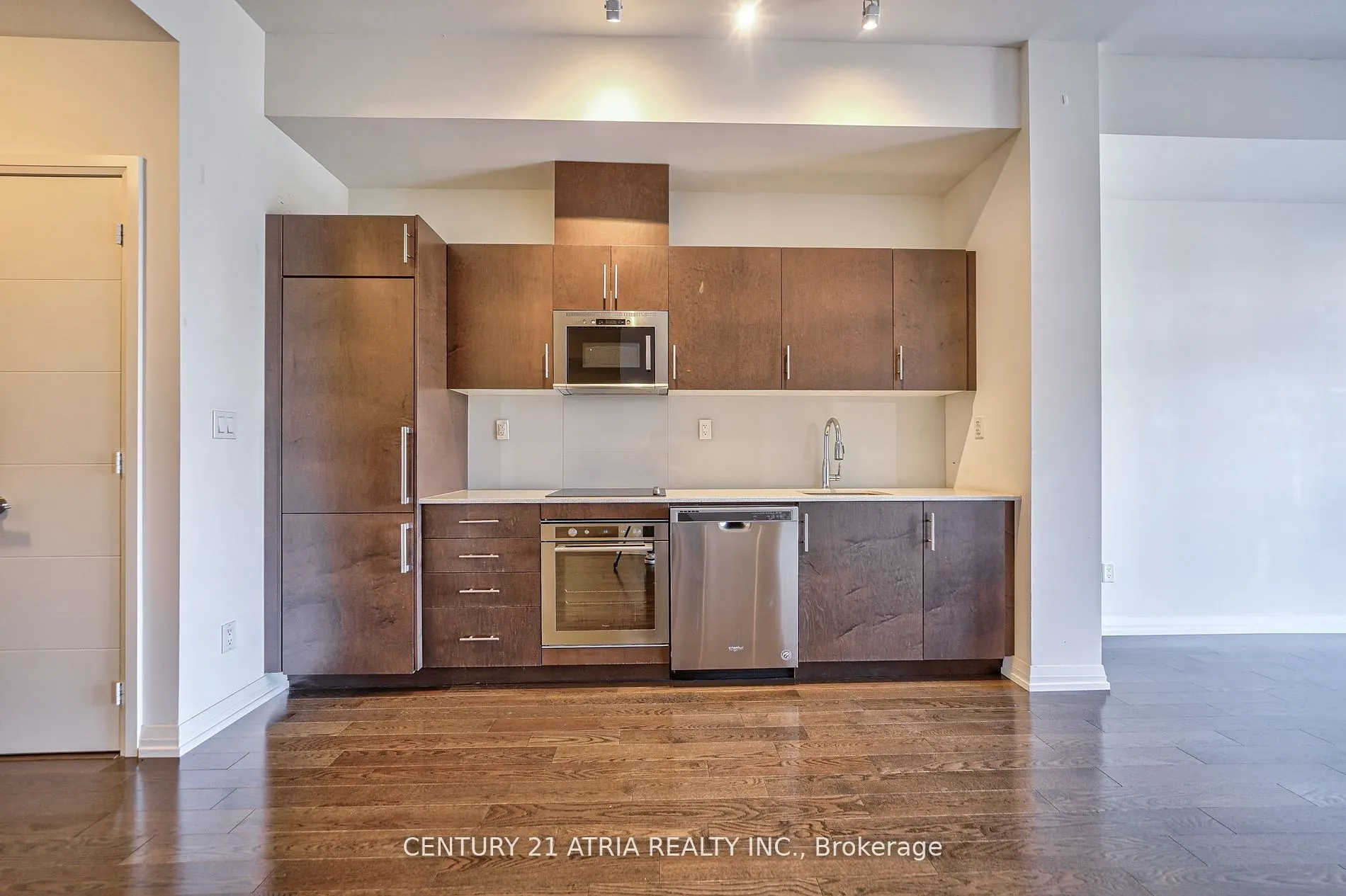 460 Adelaide Street E, #809