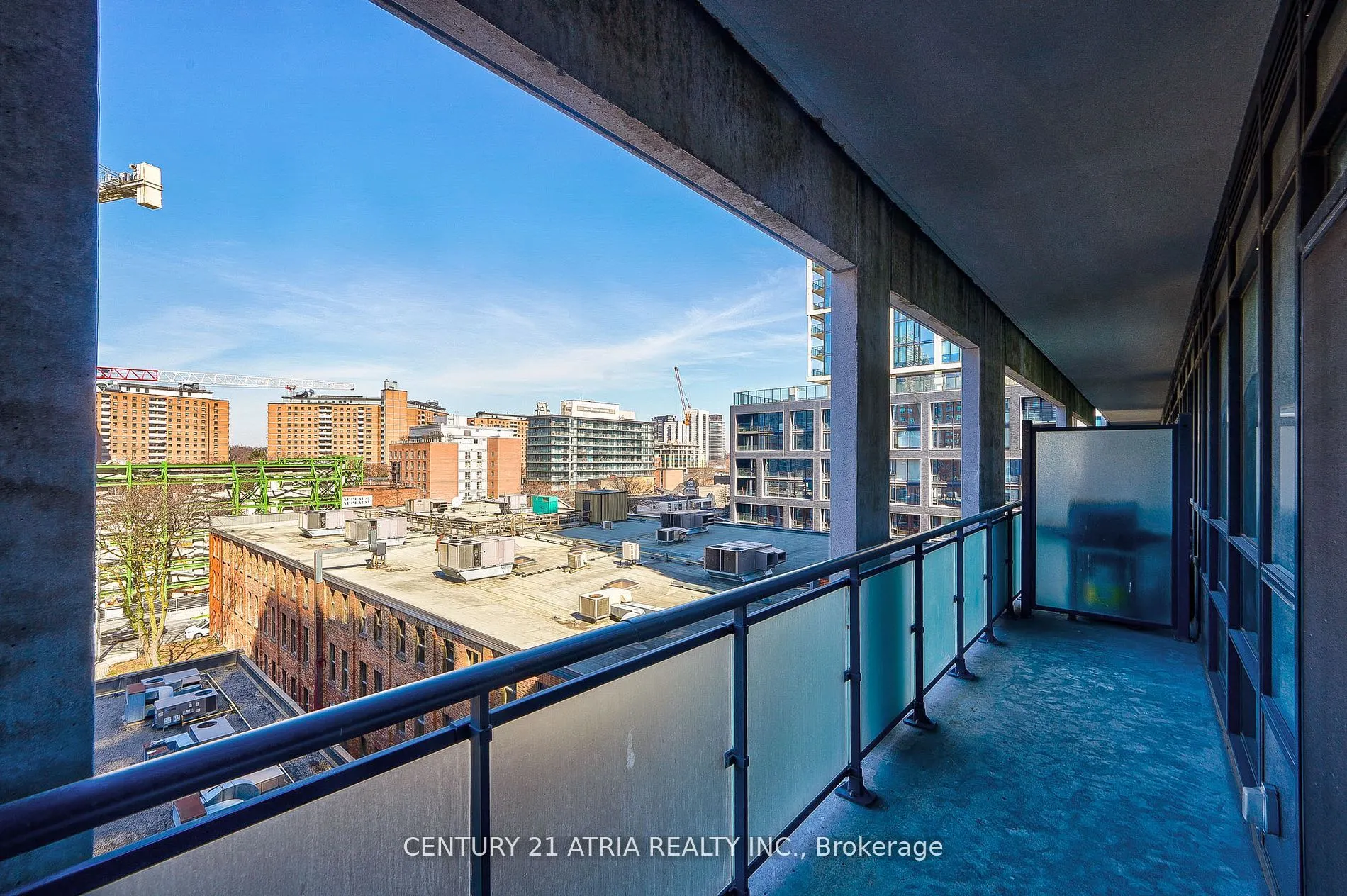 460 Adelaide Street E, #809