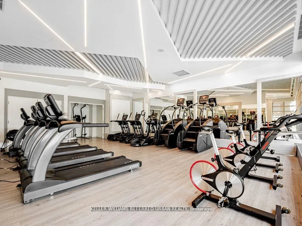 11 Brunel Court, #4702