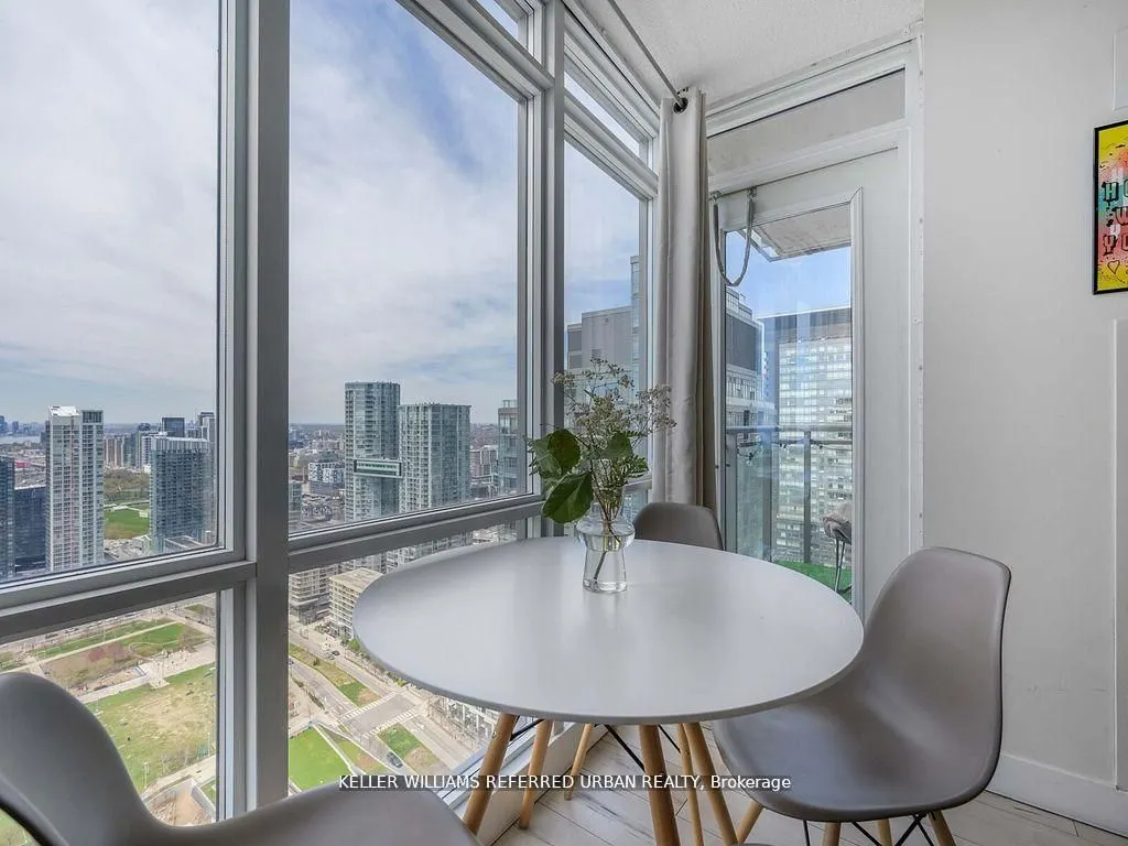 11 Brunel Court, #4702