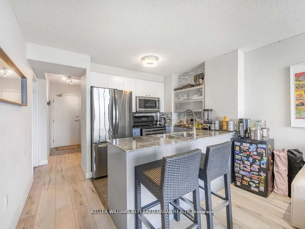 11 Brunel Court, #4702