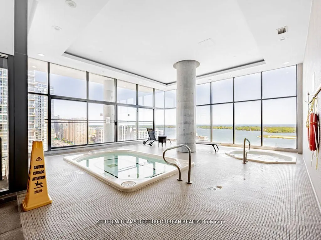 11 Brunel Court, #4702