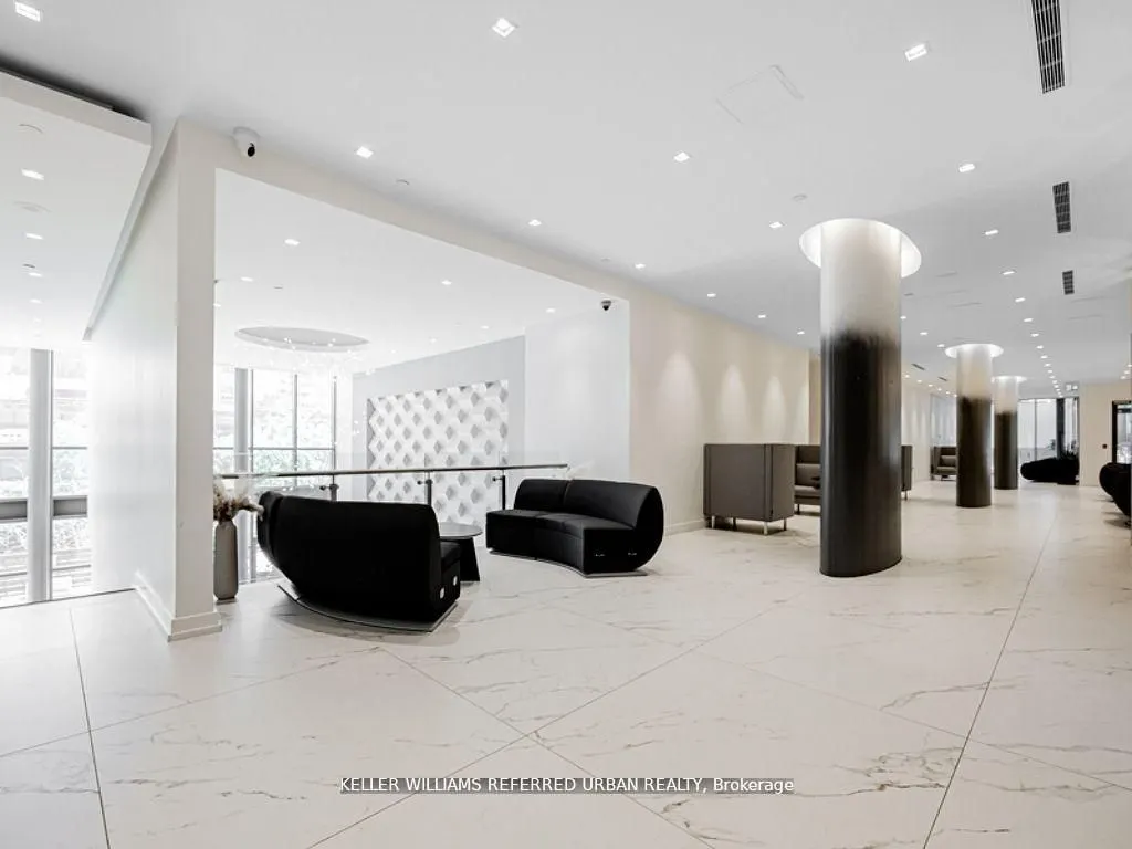 11 Brunel Court, #4702