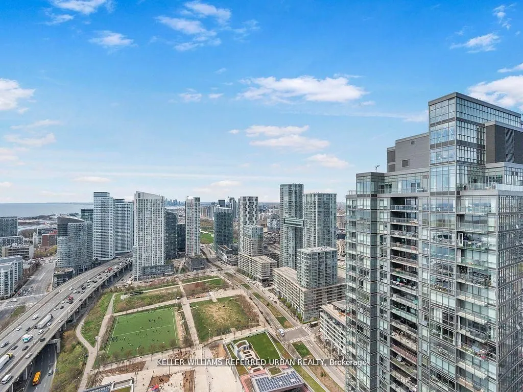 11 Brunel Court, #4702