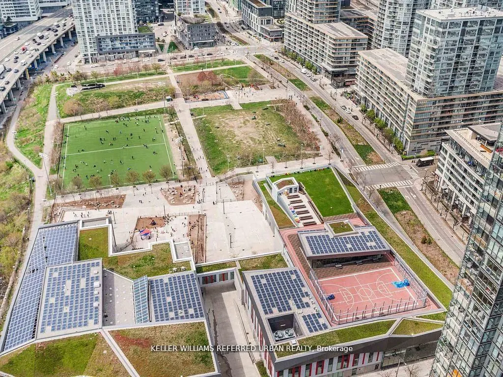 11 Brunel Court, #4702