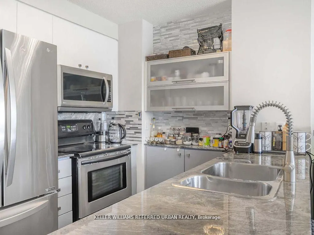 11 Brunel Court, #4702