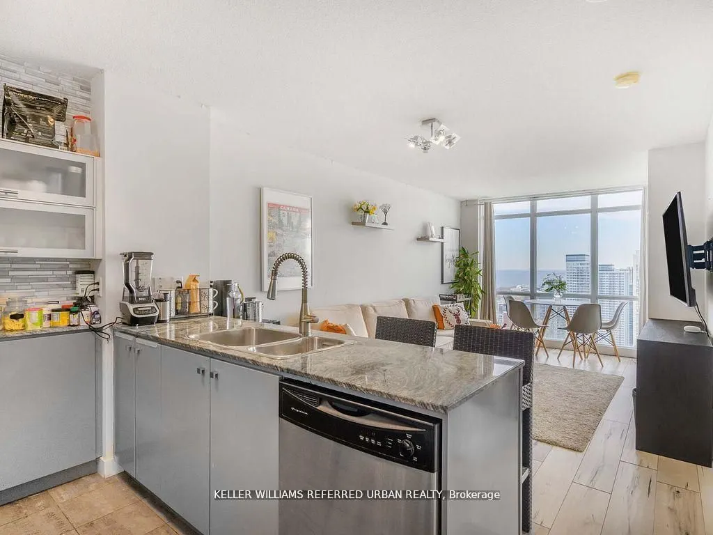 11 Brunel Court, #4702