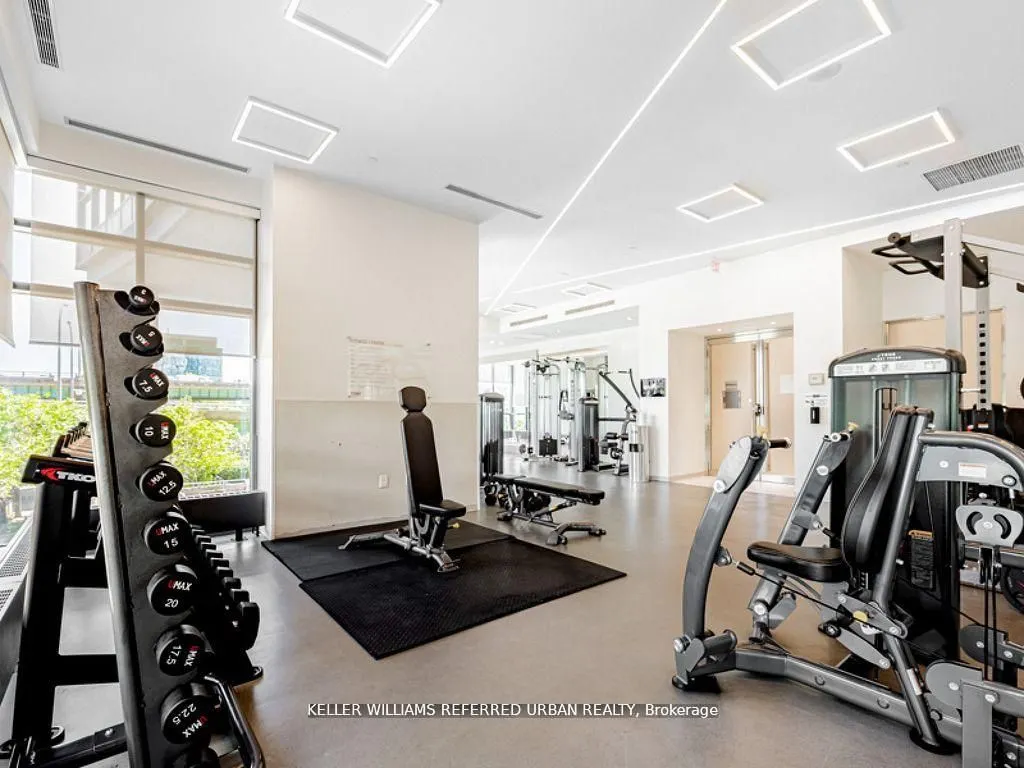 11 Brunel Court, #4702