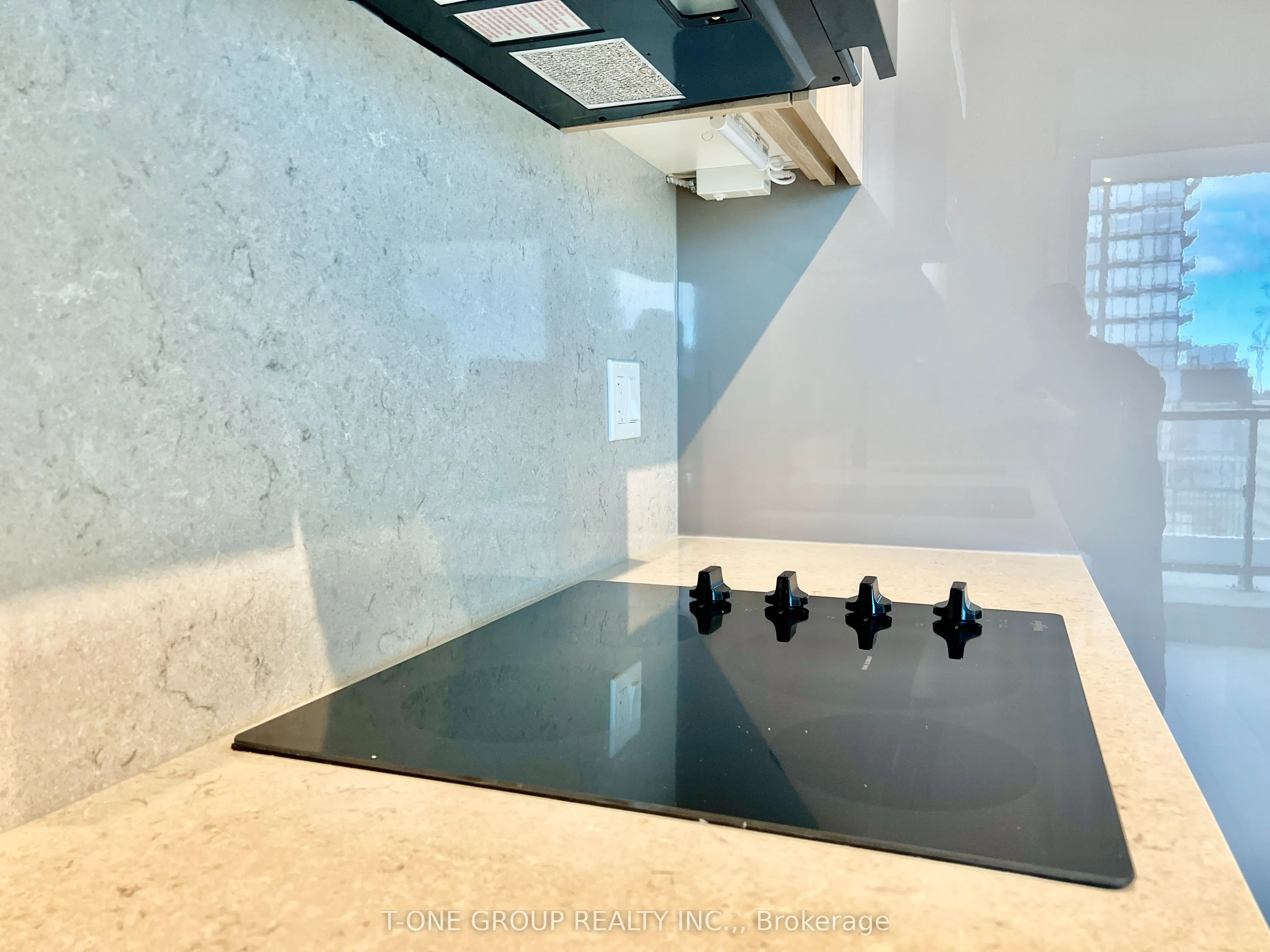 280 Dundas Street W, #2704