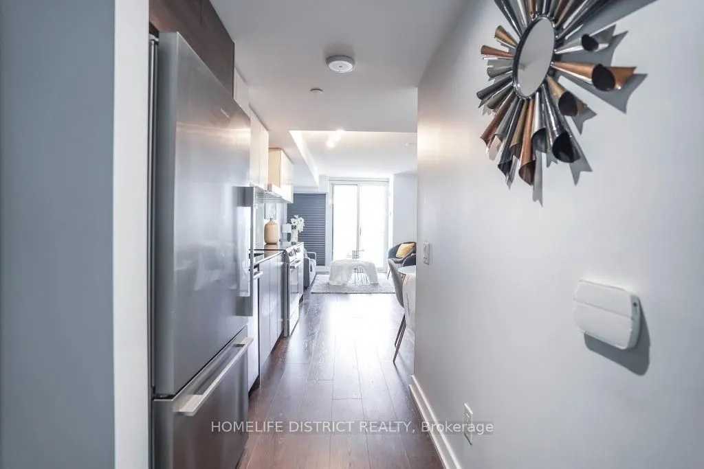 72 Esther Shiner Boulevard, #1810