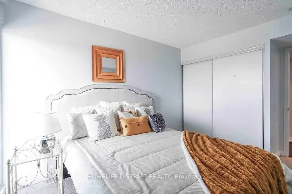 72 Esther Shiner Boulevard, #1810